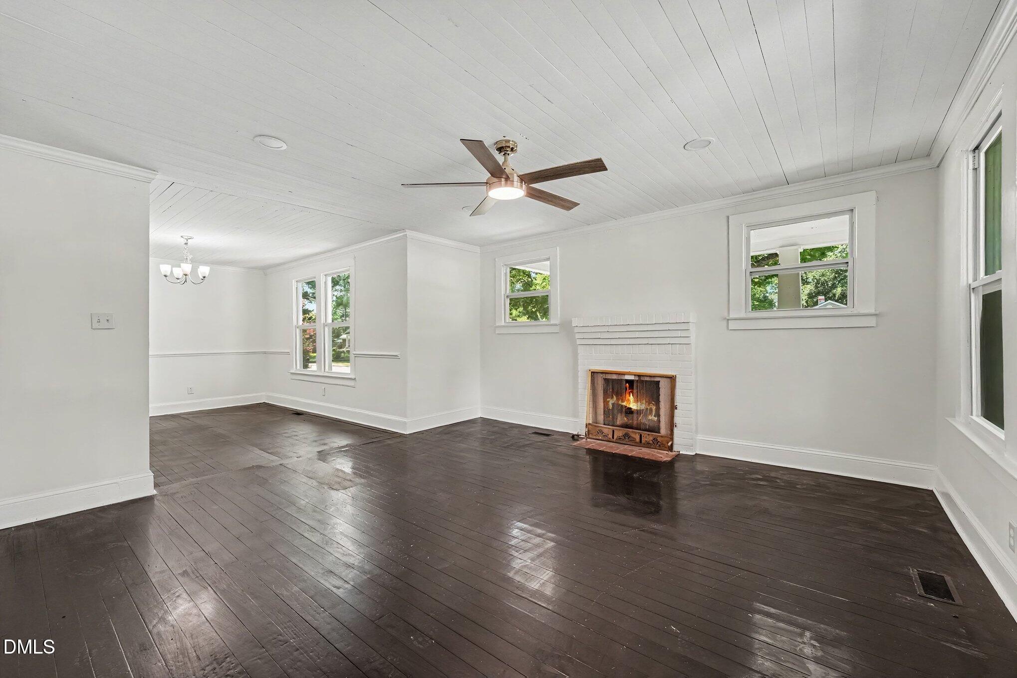207 Old Post Road Property Photo 7