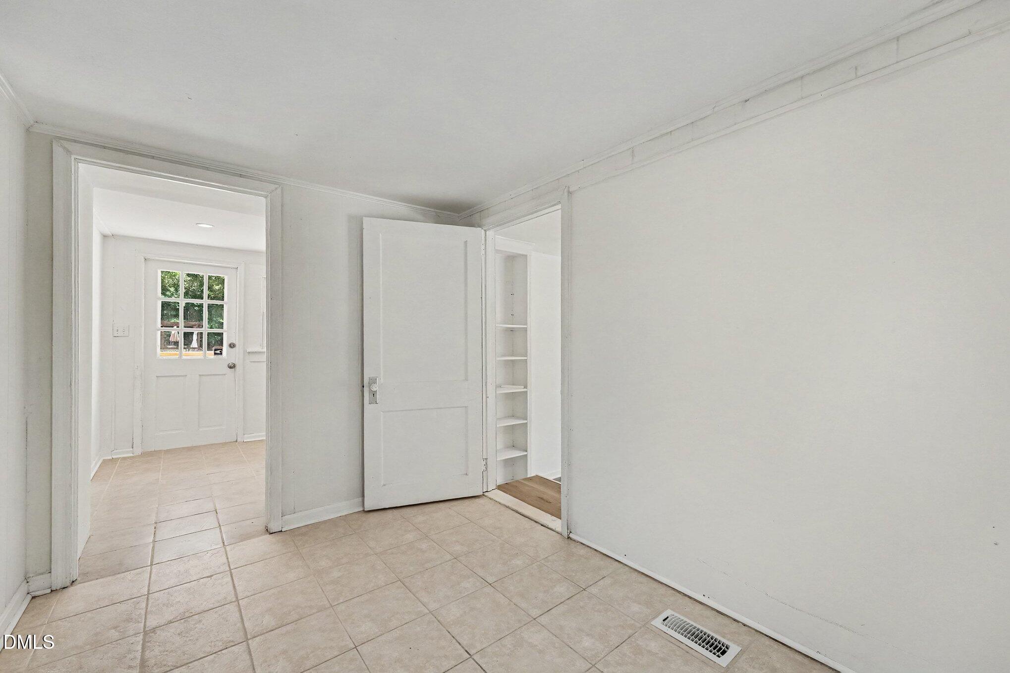 207 Old Post Road Property Photo 17