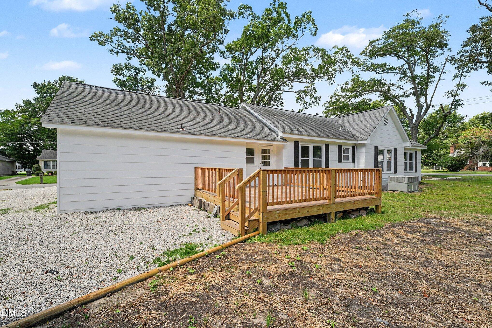 207 Old Post Road Property Photo 26
