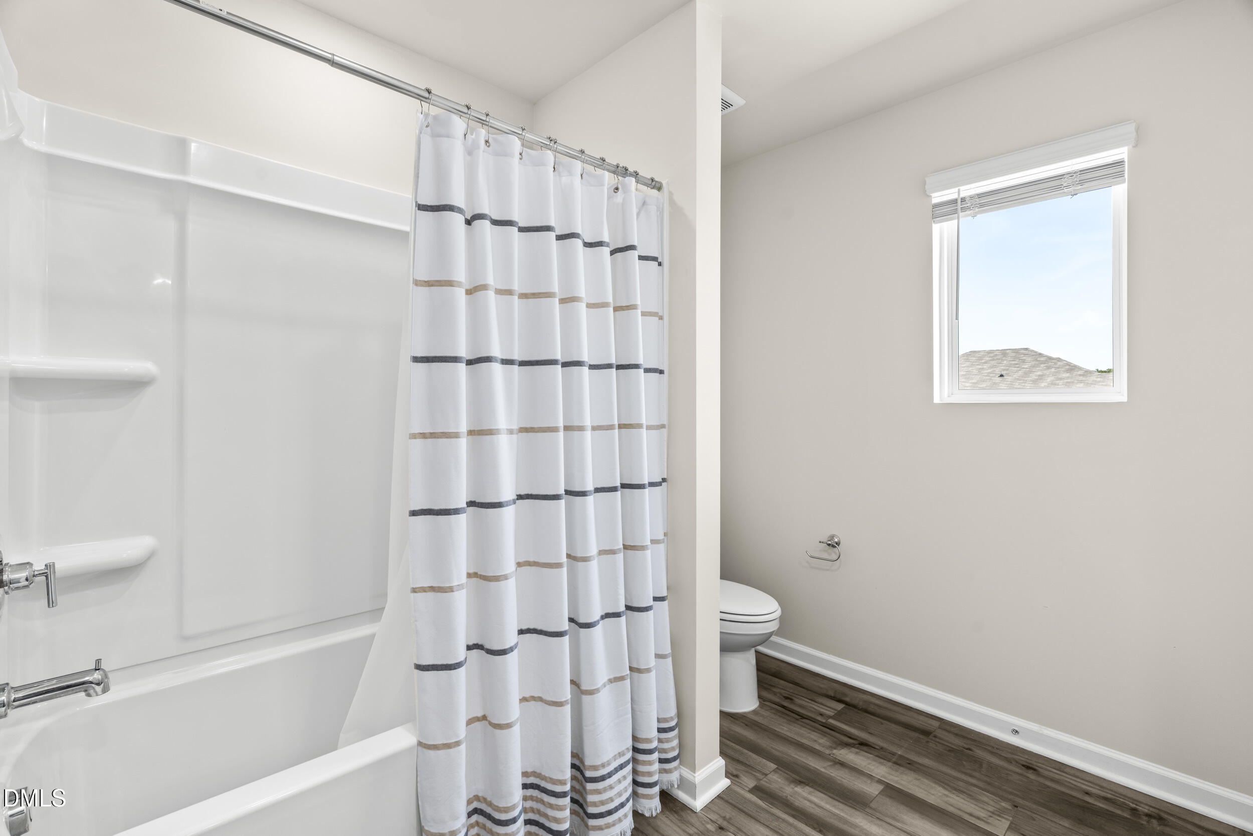 761 Riguard Way Property Photo 36