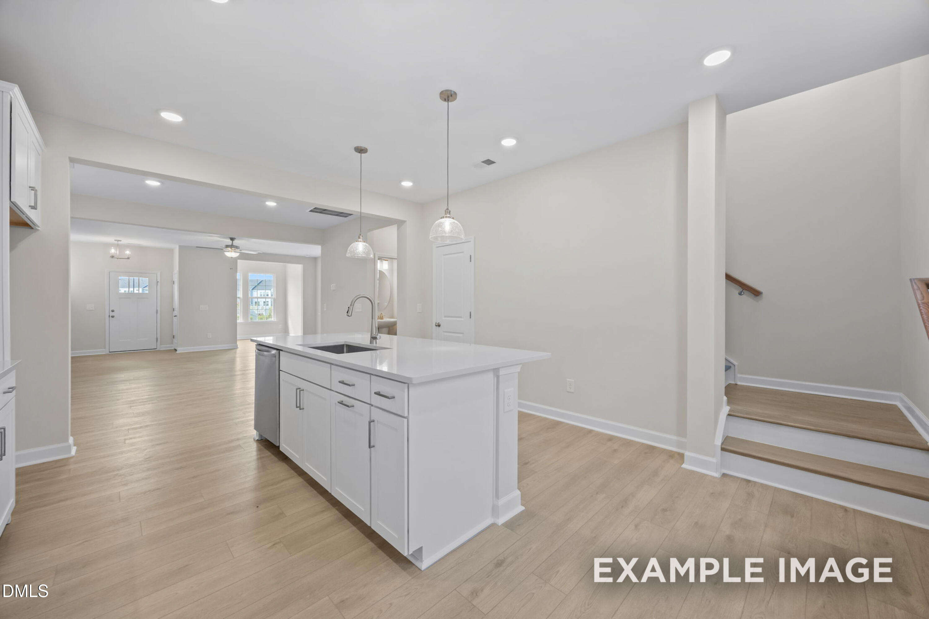 805 Carpet Grass Avenue Property Photo 10