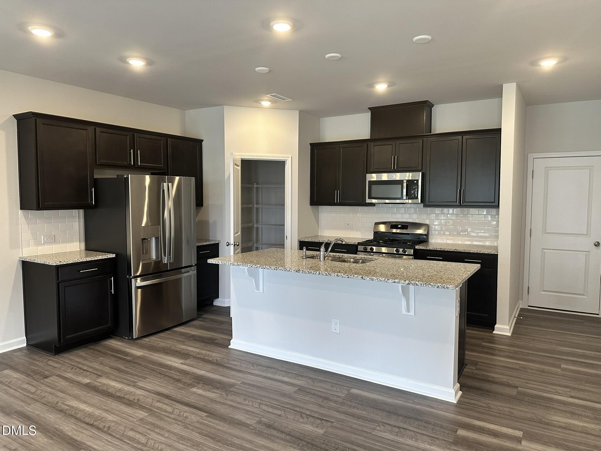 1505 Fruit Tree Lane Property Photo 2