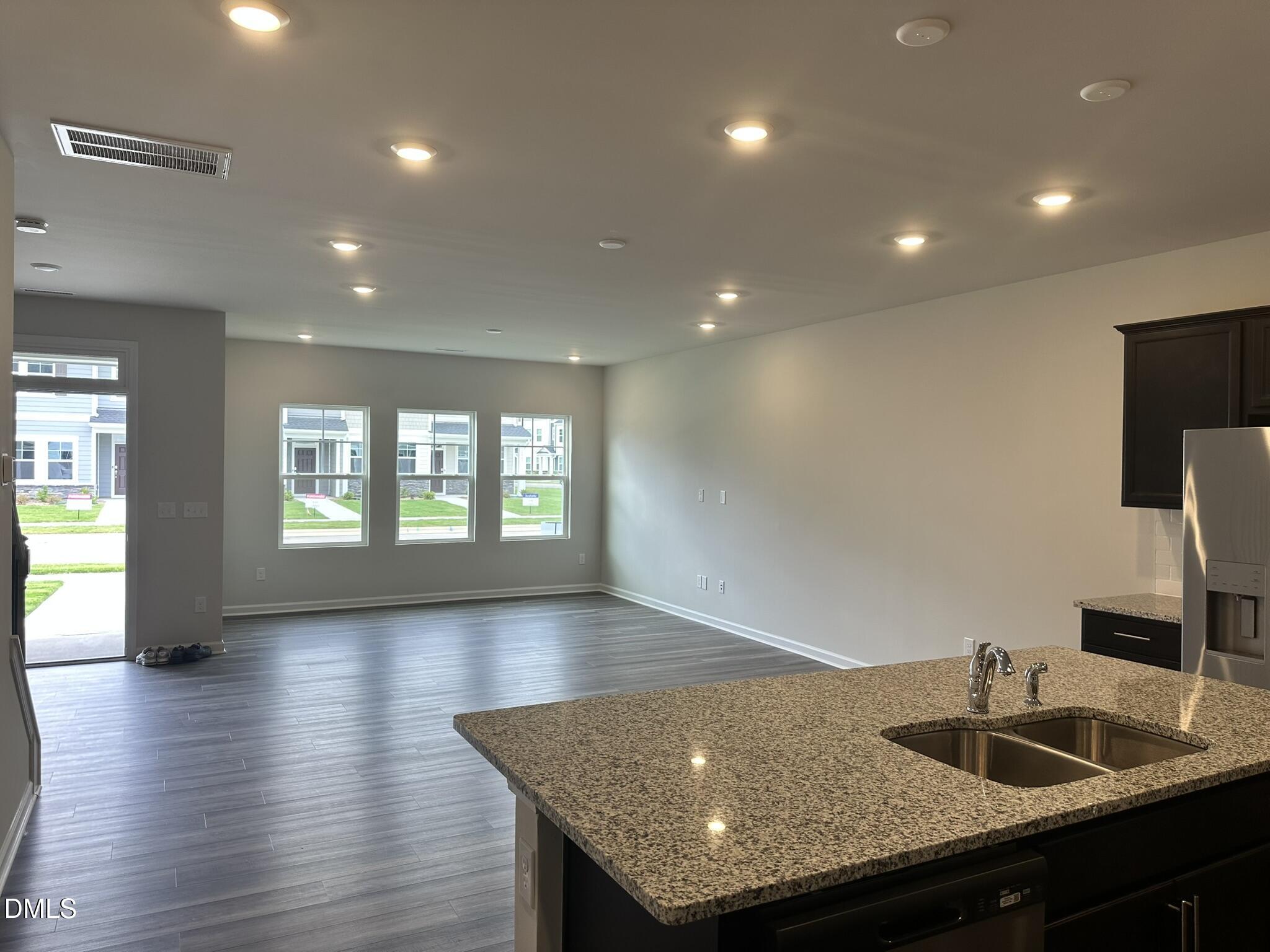 1505 Fruit Tree Lane Property Photo 3