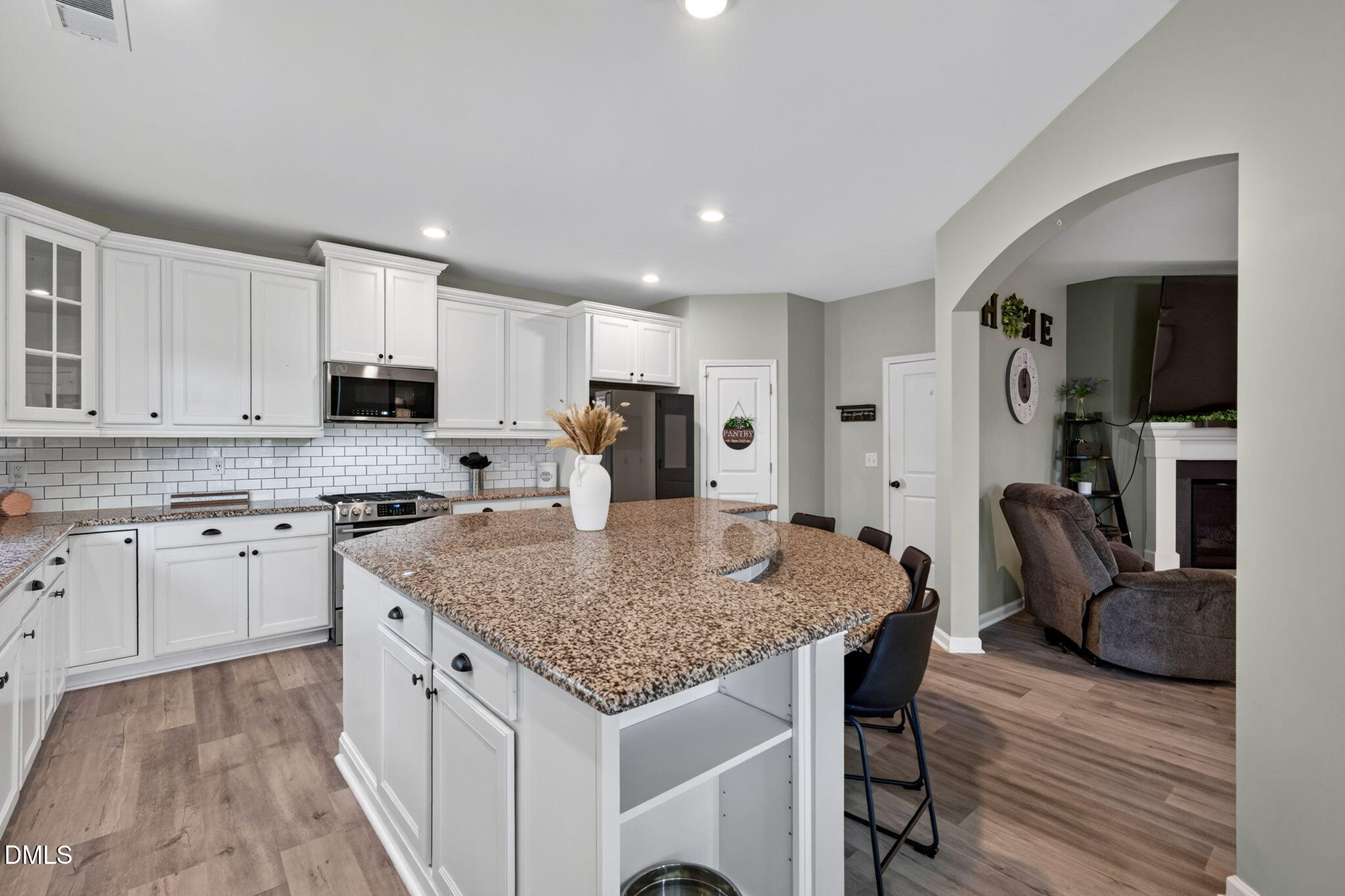 304 Montserrat Drive Property Photo 14