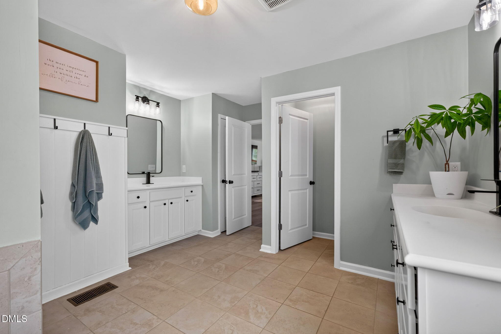 304 Montserrat Drive Property Photo 24