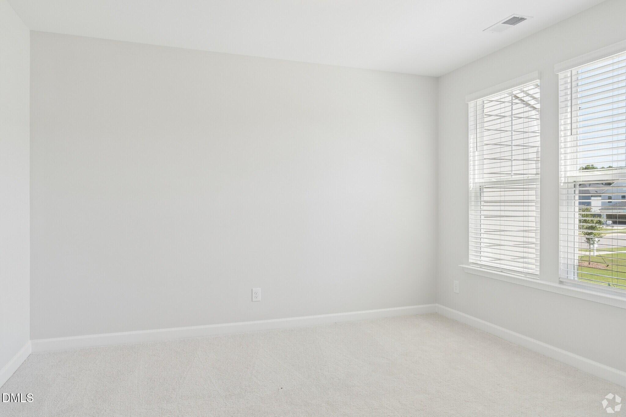 405 Bahia Drive Property Photo 3