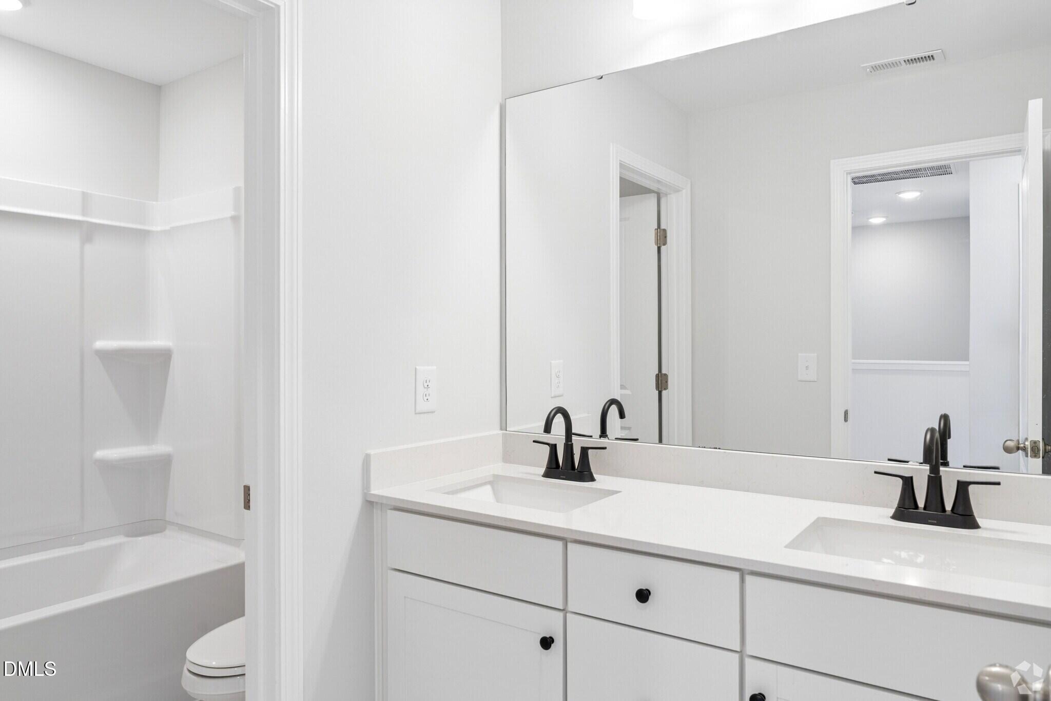405 Bahia Drive Property Photo 15