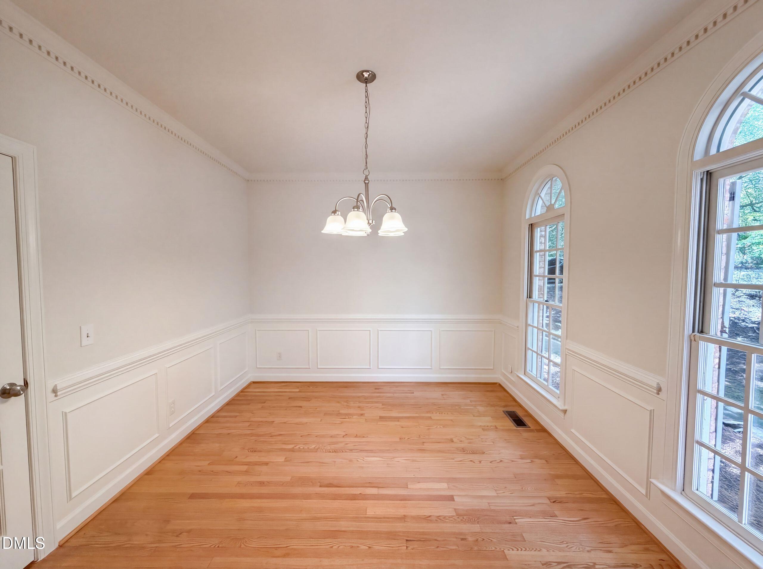 2501 Dunmore Court Property Photo 13
