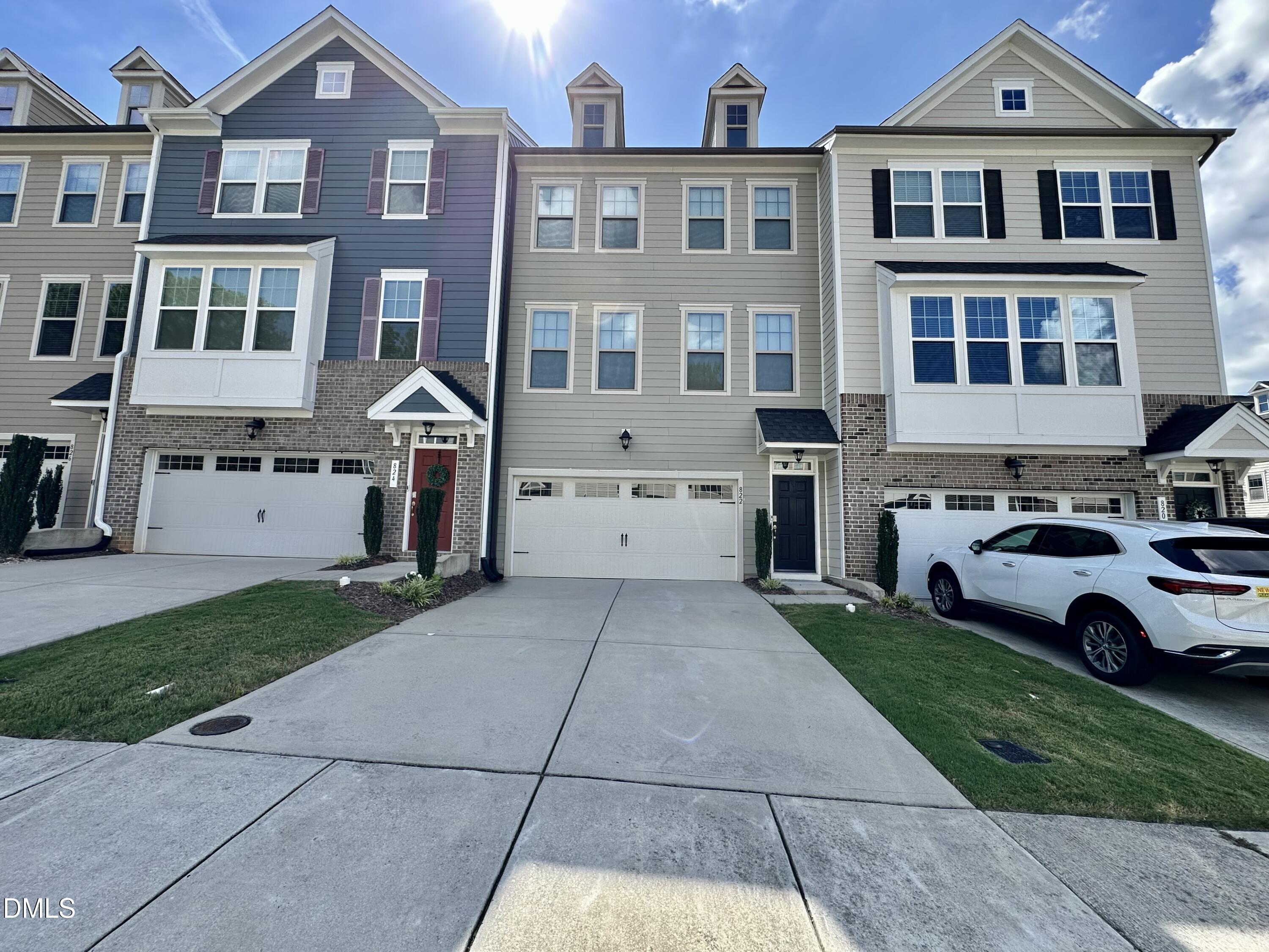 822 Richmont Grove Lane Property Photo 1