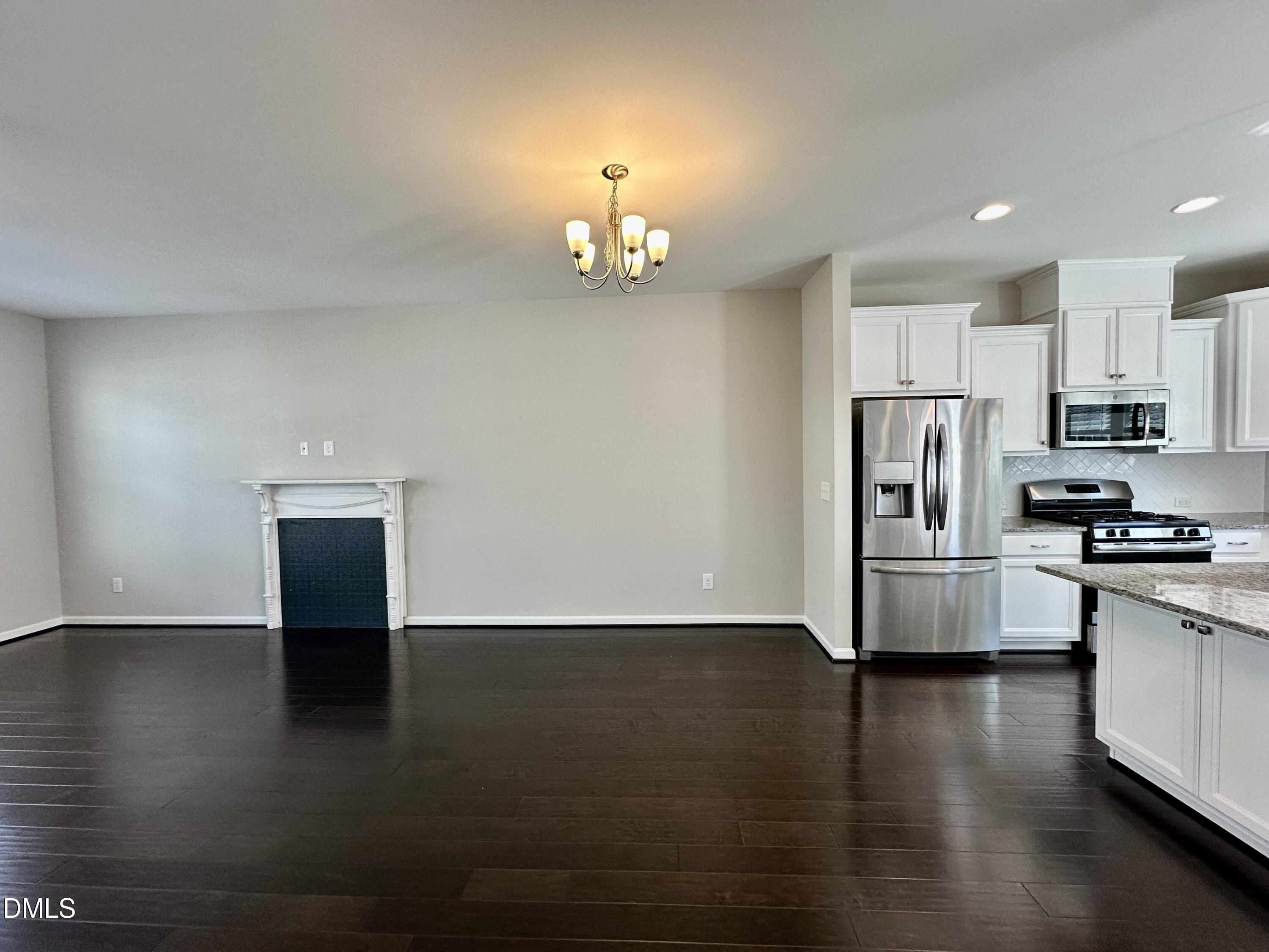822 Richmont Grove Lane Property Photo 4