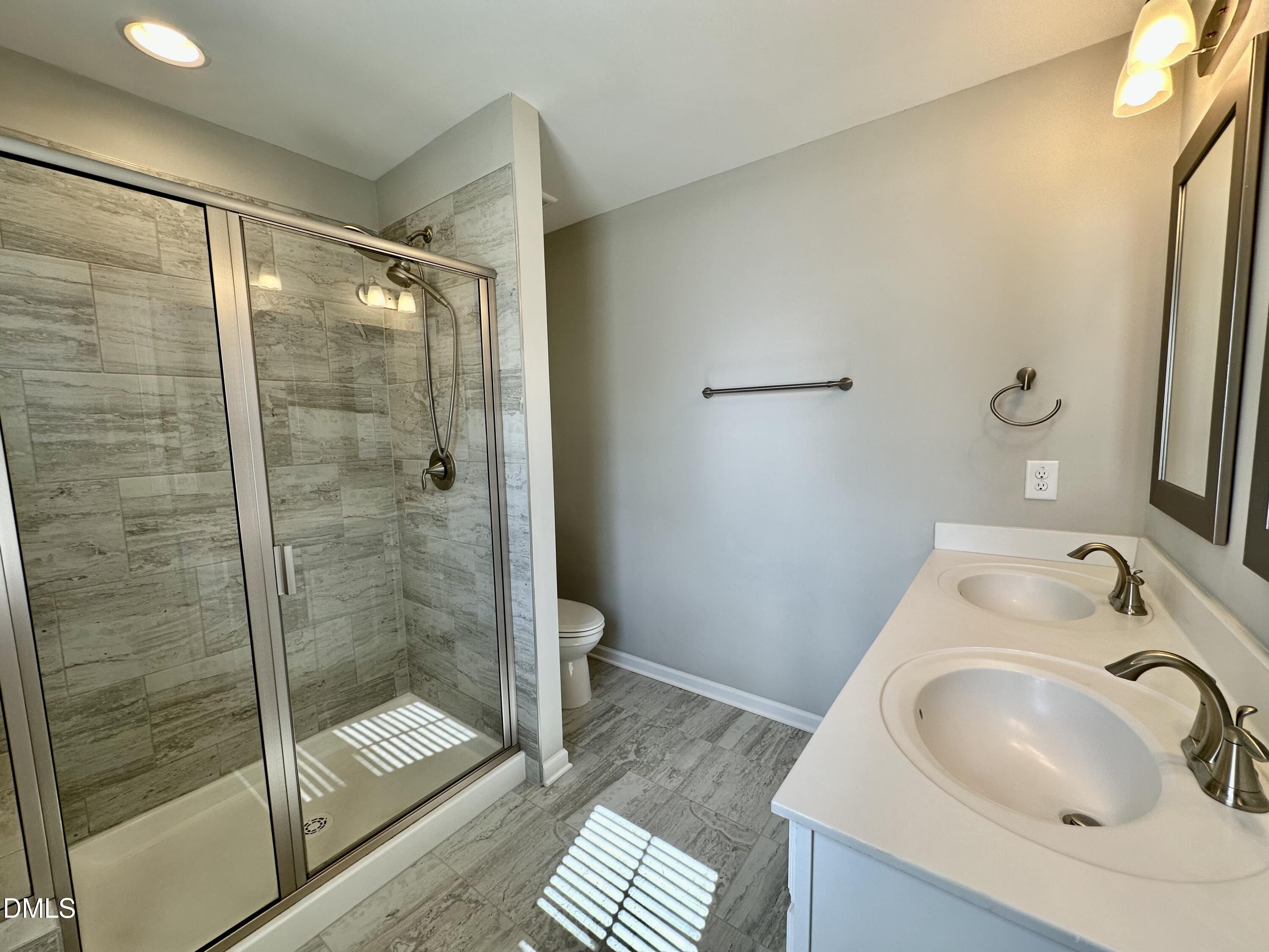 822 Richmont Grove Lane Property Photo 13