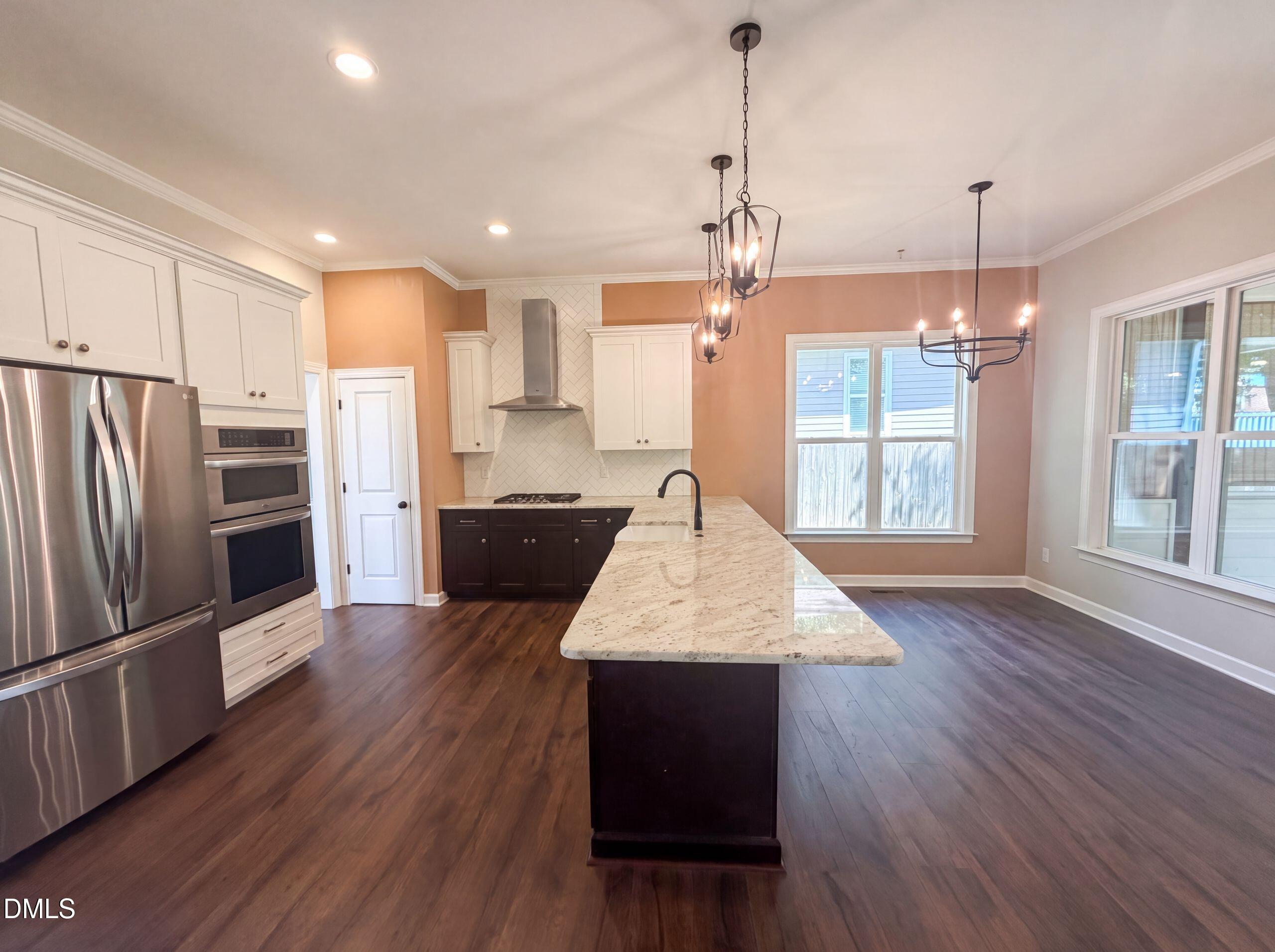 1010 Holloway Street Property Photo 3
