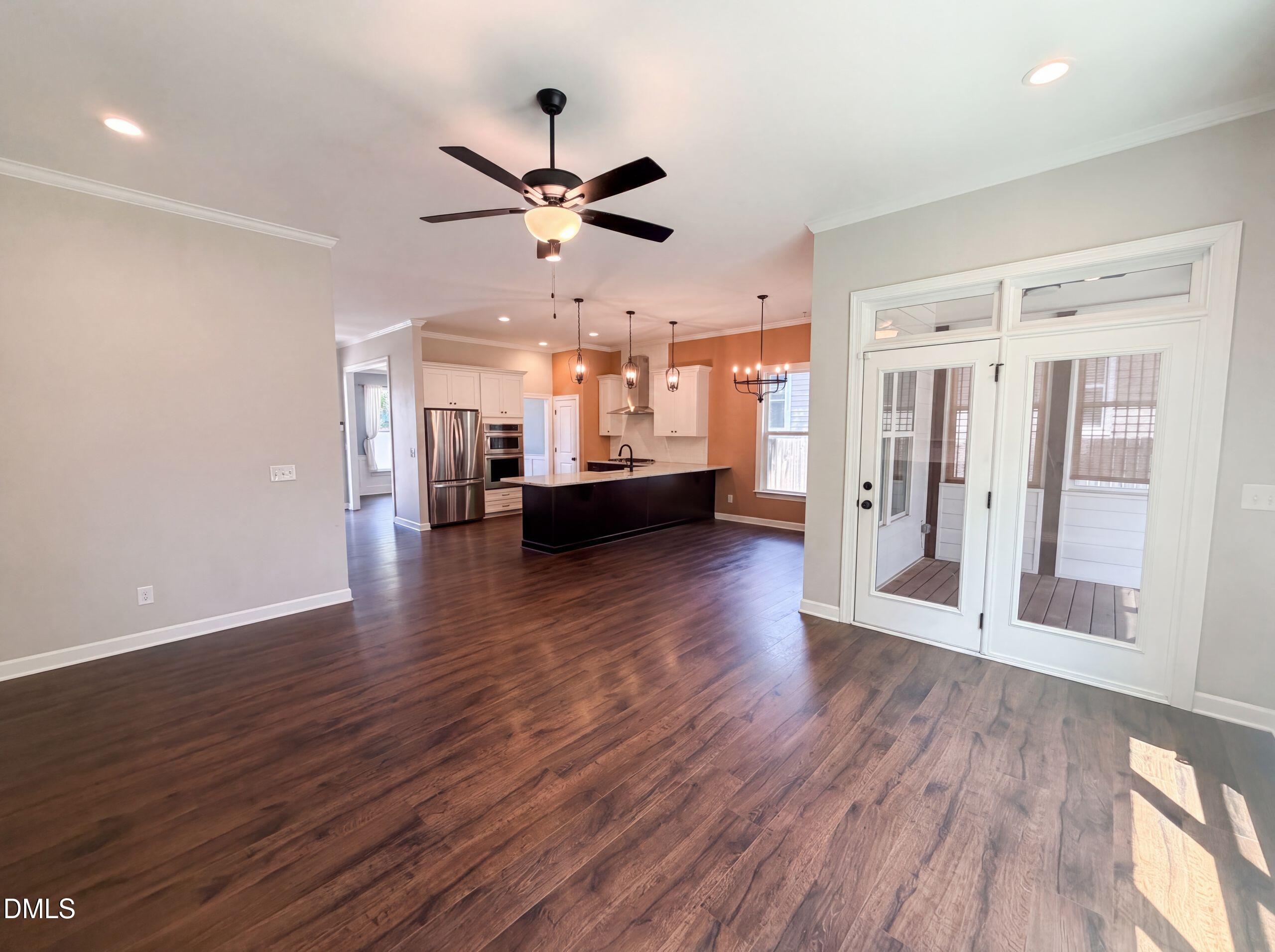 1010 Holloway Street Property Photo 5