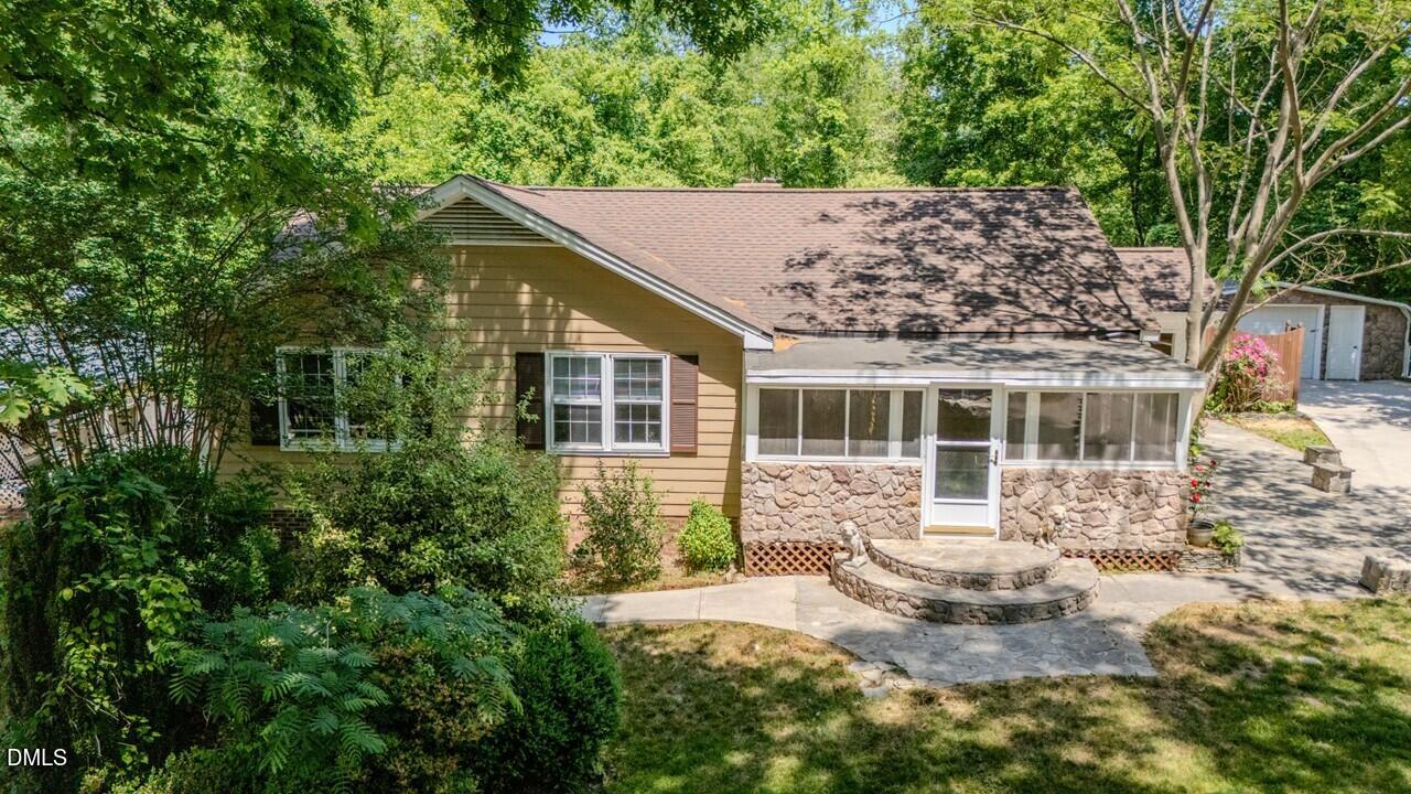 906 Andersonwood Drive Property Photo 3