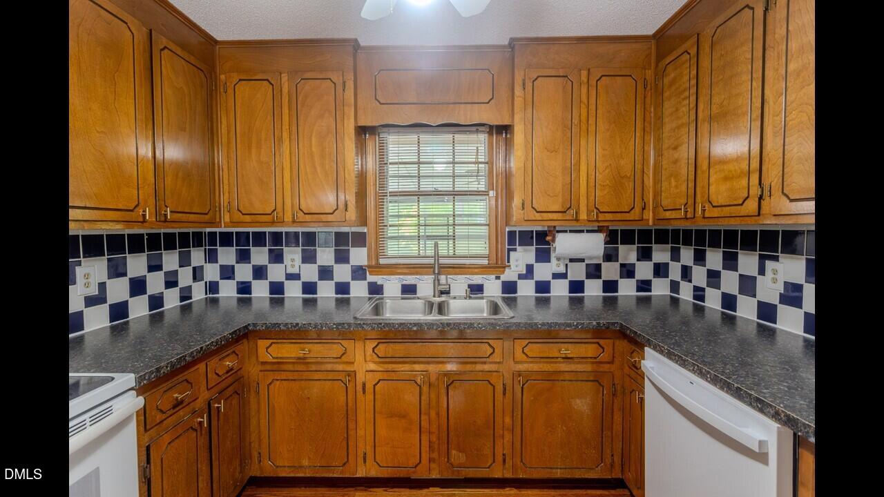906 Andersonwood Drive Property Photo 7