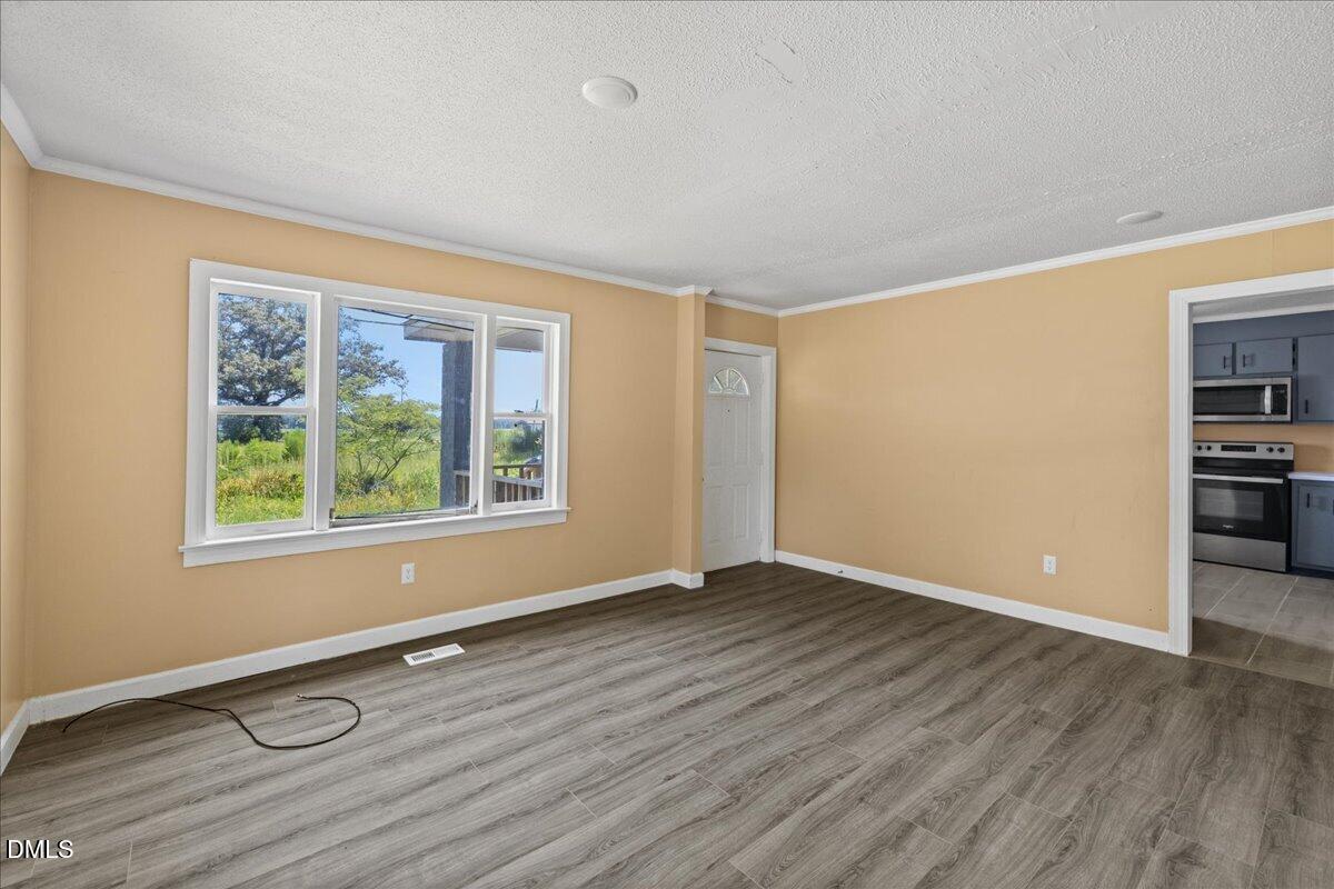 1330 E Hanrahan Road Property Photo 9