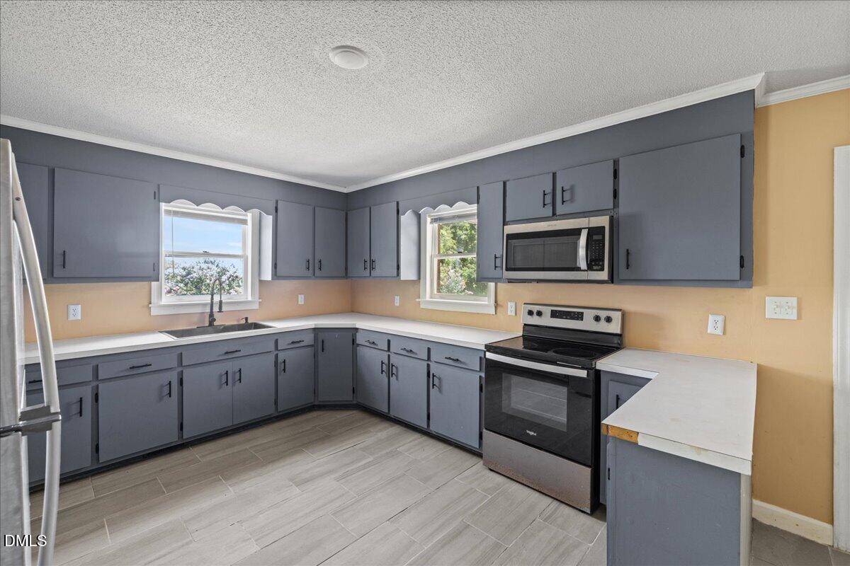 1330 E Hanrahan Road Property Photo 11