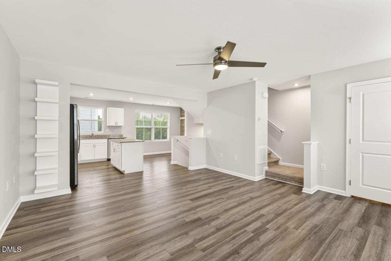 1105 Pale Moss Drive Property Photo 9