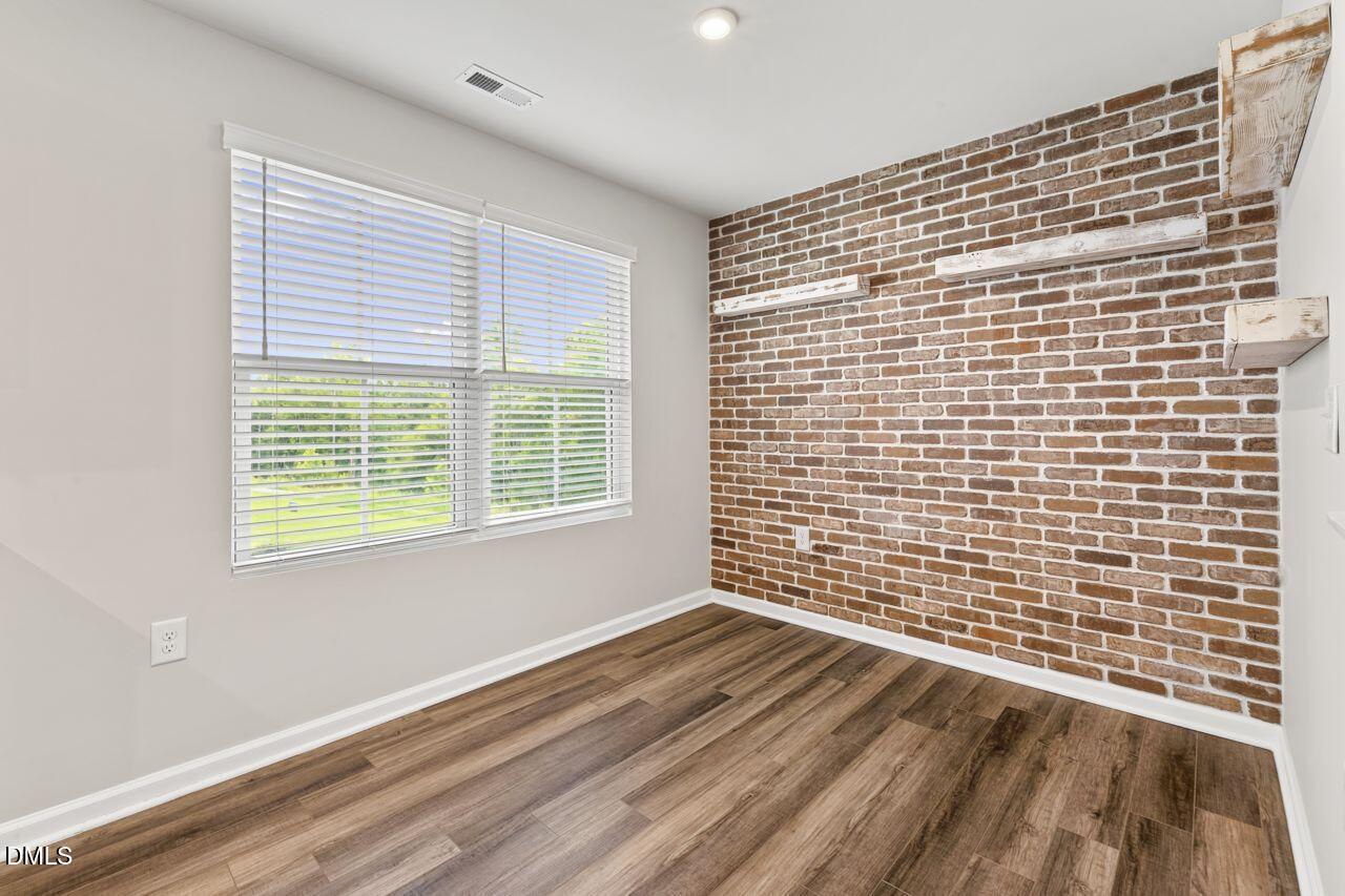 1105 Pale Moss Drive Property Photo 12