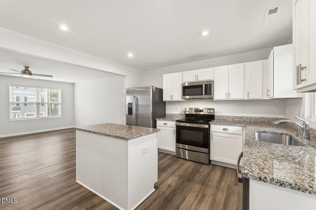 1105 Pale Moss Drive Property Photo 13