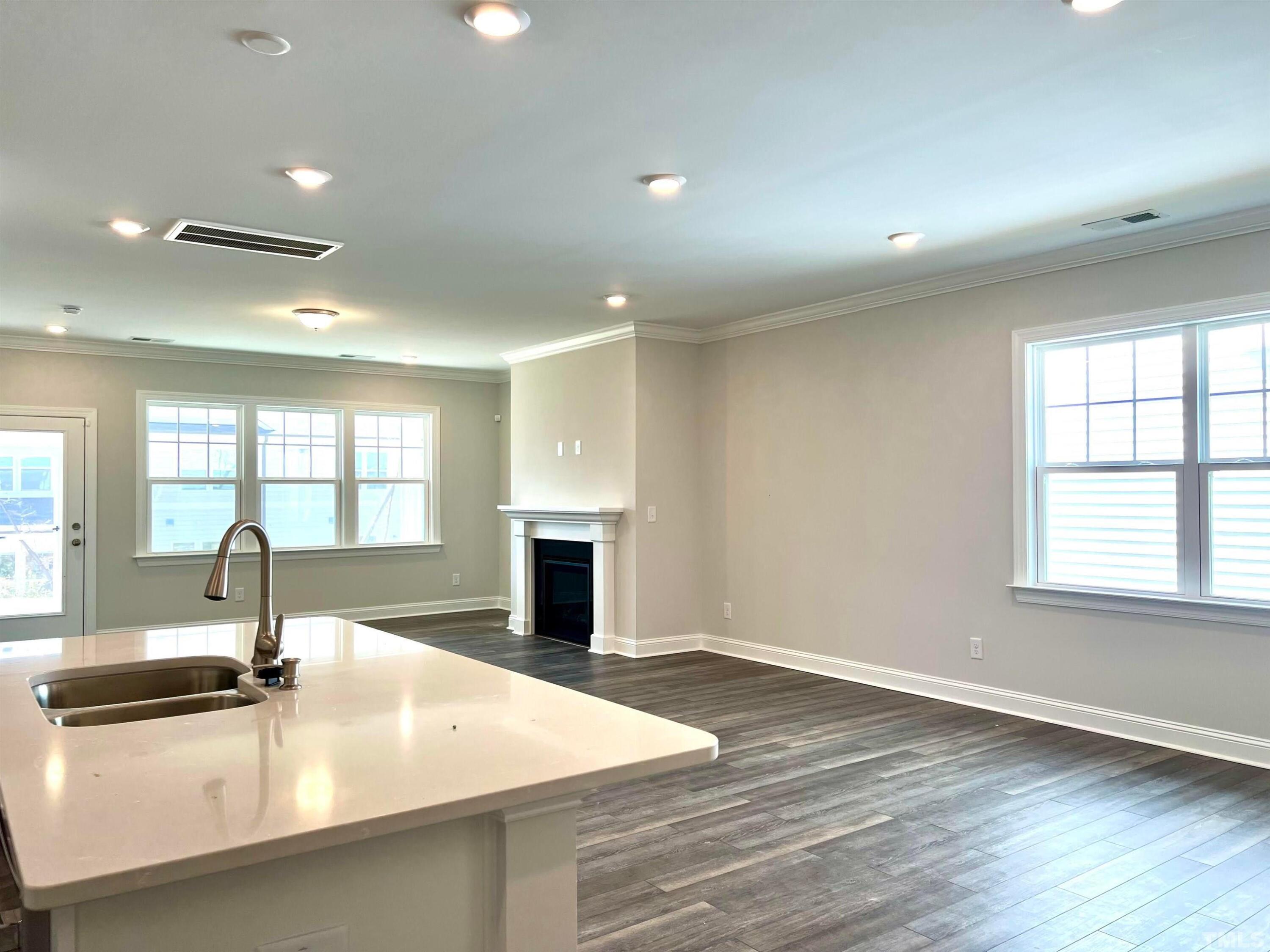 2009 Mavin Place Property Photo 5
