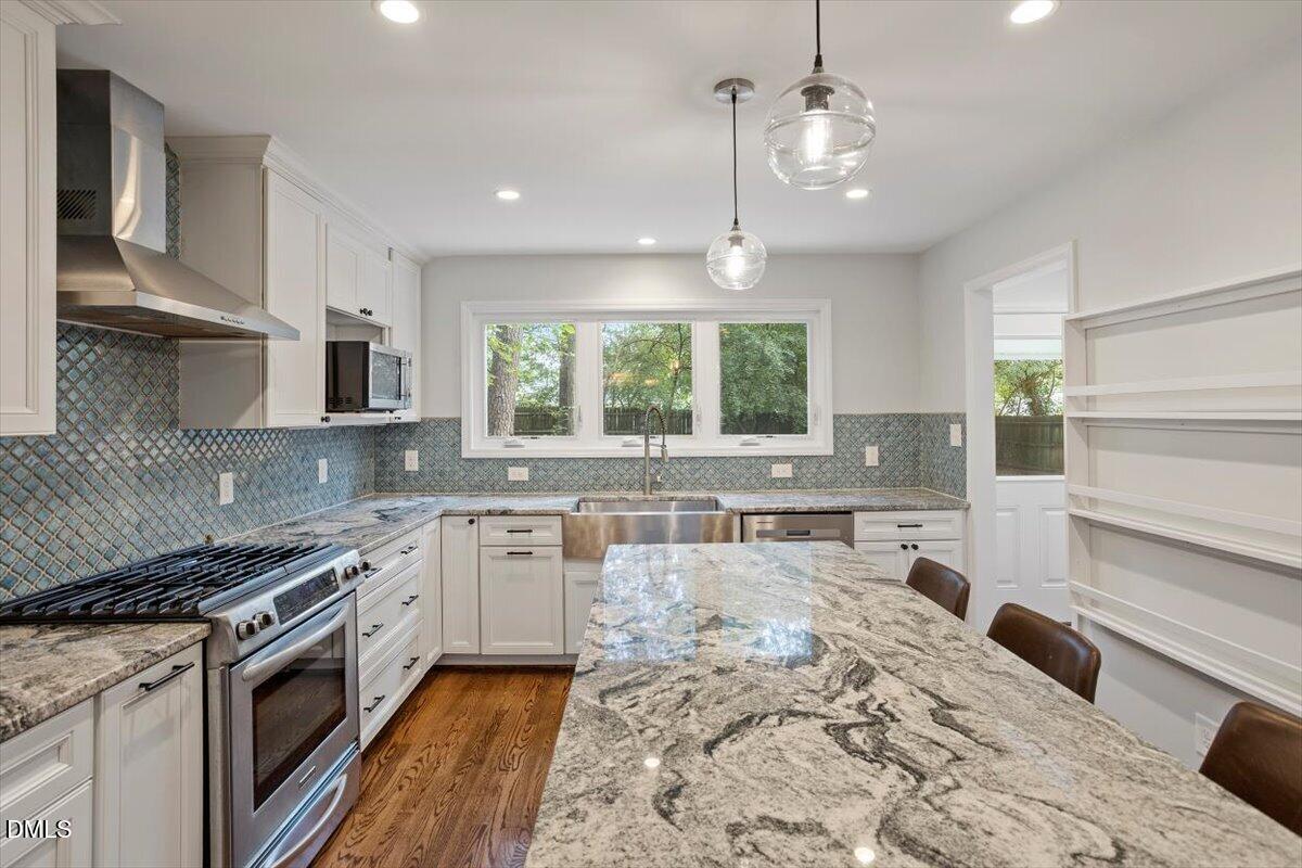 2437 Stevens Road Property Photo 6