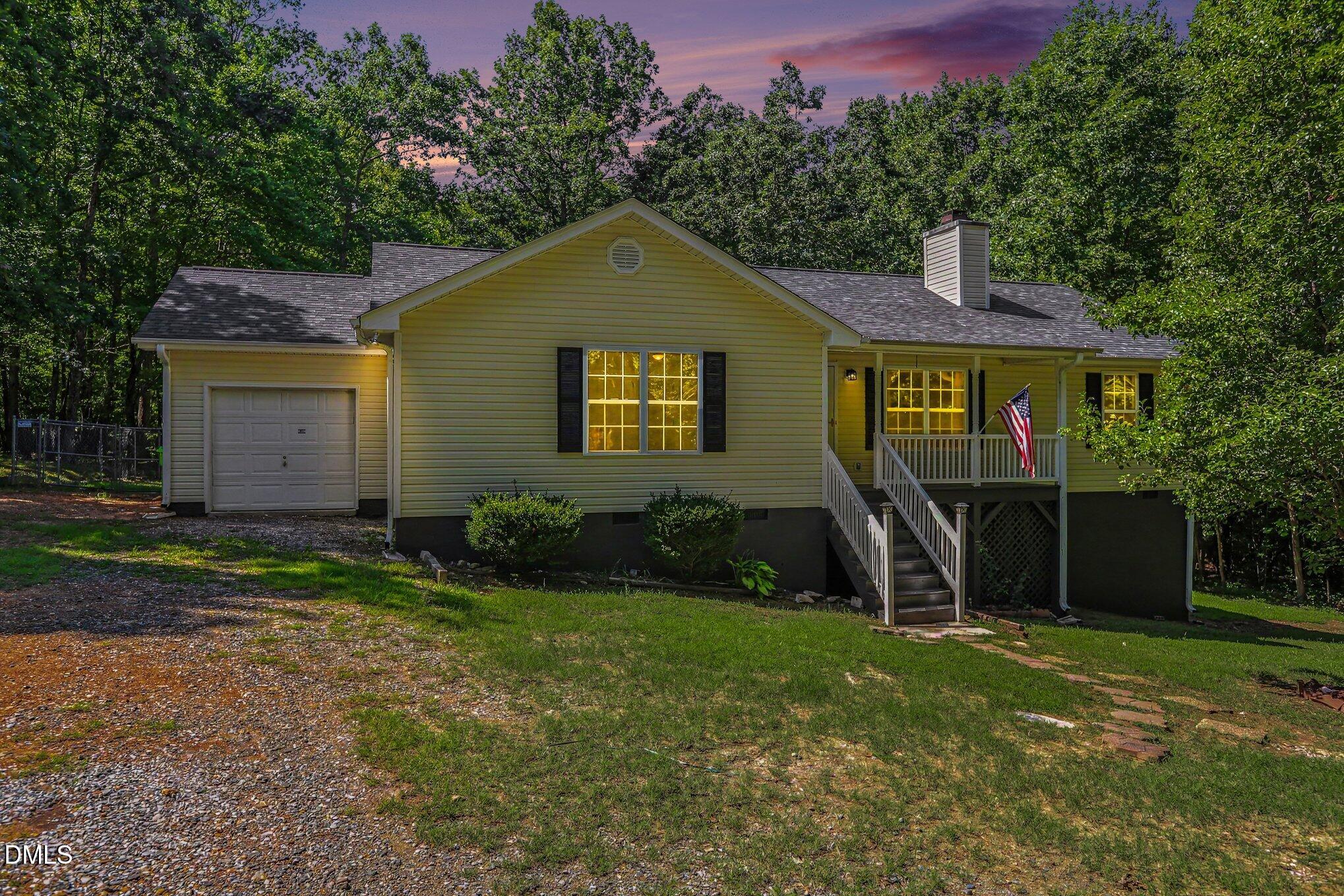 6045 Cane Creek Road Property Photo 1