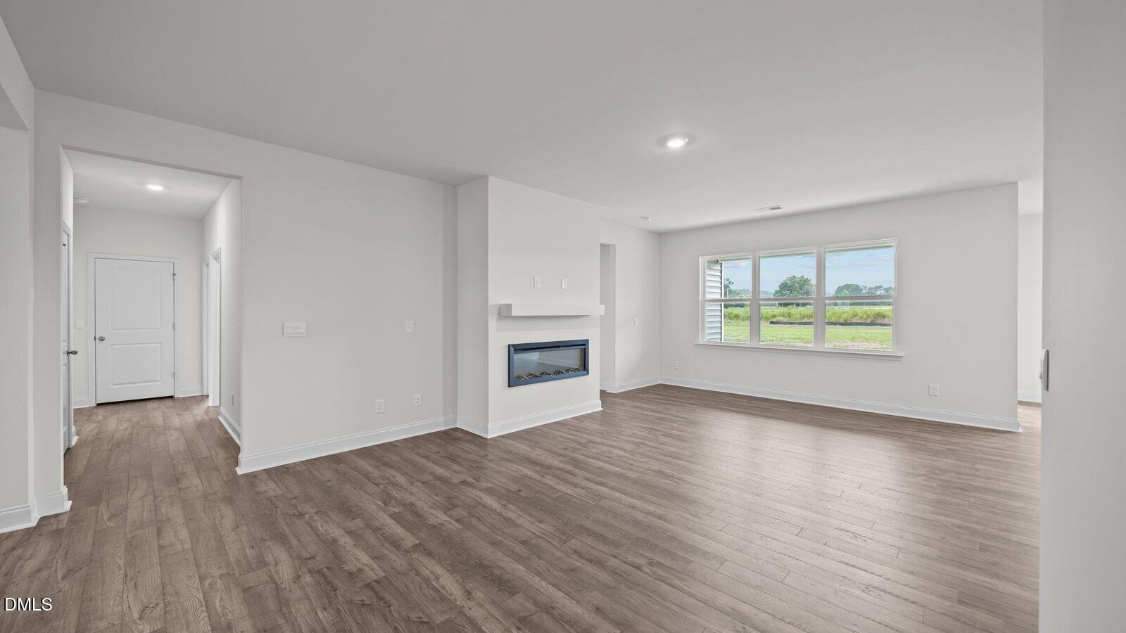 10590 Beard Way Property Photo 5