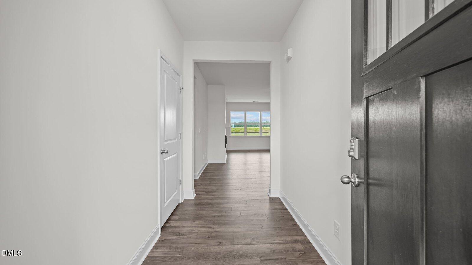 10532 Beard Way Property Photo 4