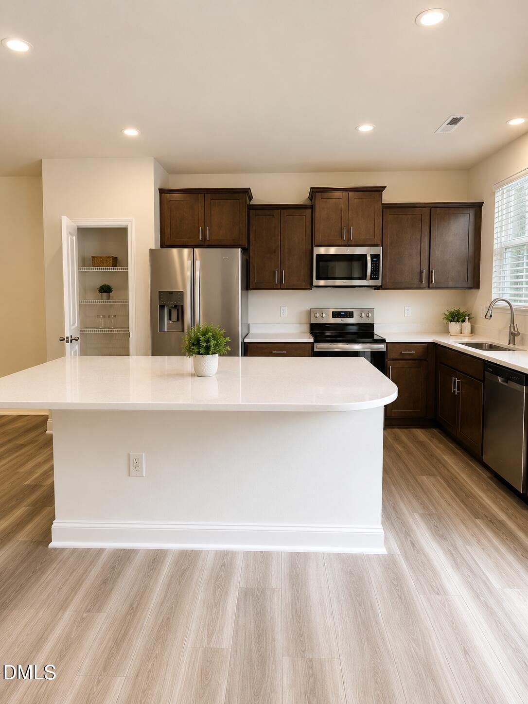484 Channel Drop Drive Property Photo 1