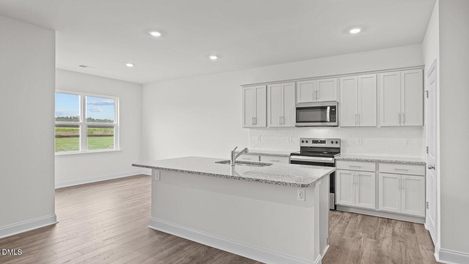10515 Beard Way Property Photo 6