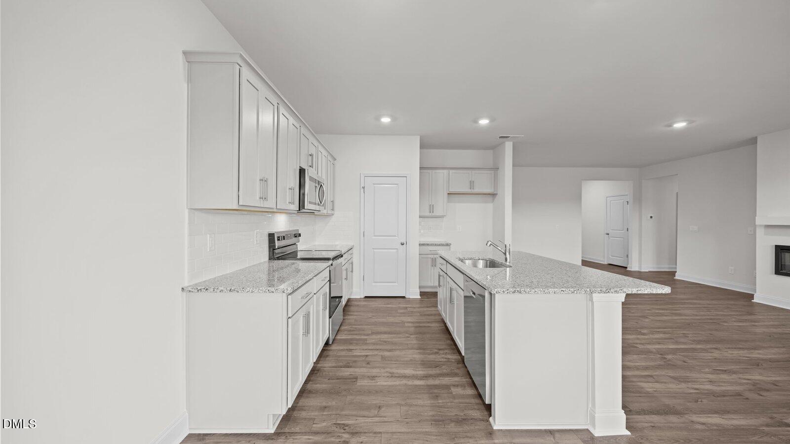 10515 Beard Way Property Photo 9