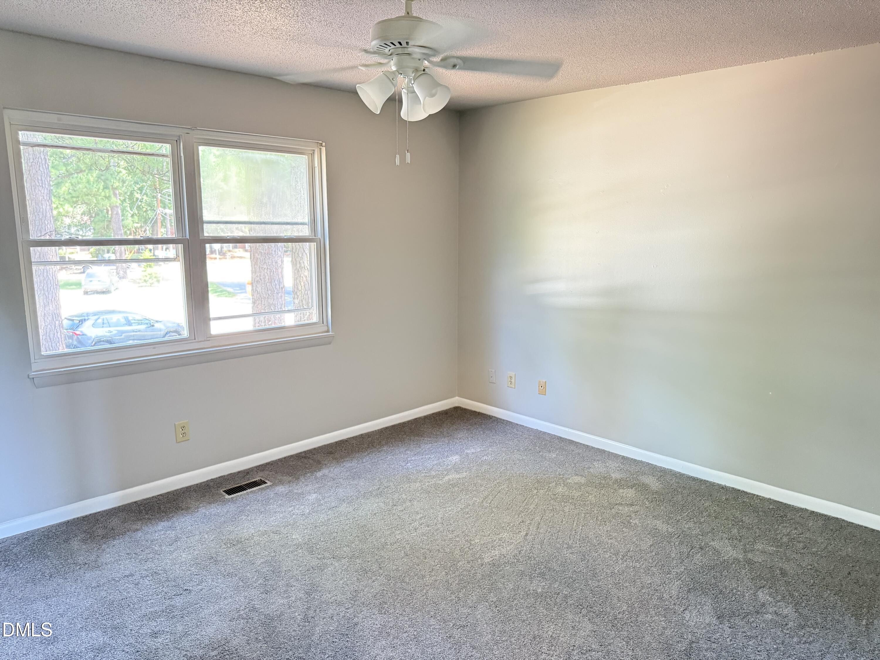 4401 Bleeker Court Property Photo 10
