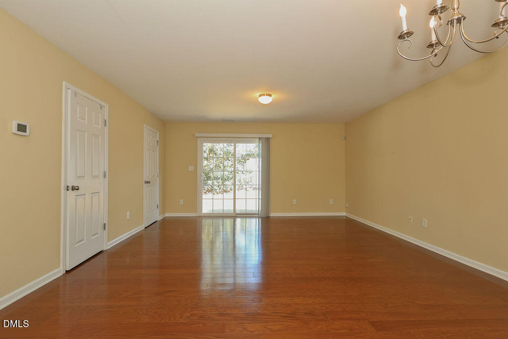 8843 Thornton Town Place Property Photo 7