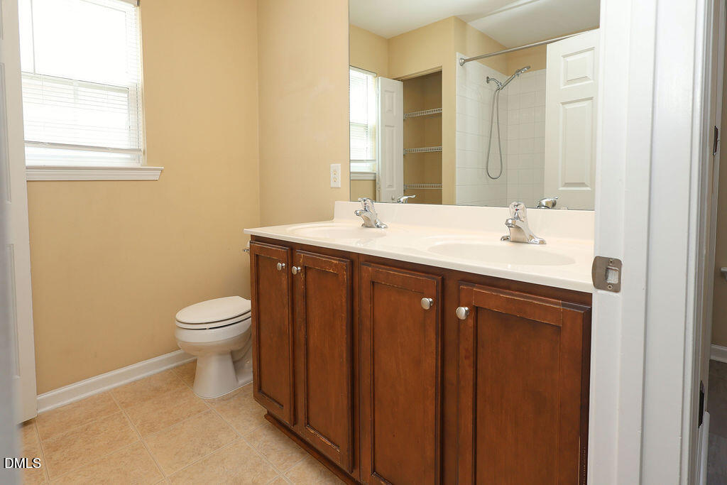 8843 Thornton Town Place Property Photo 22