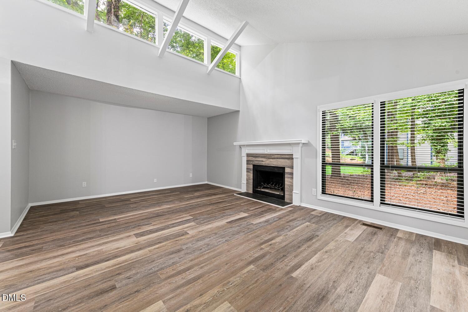 70 Willow Way Property Photo 6