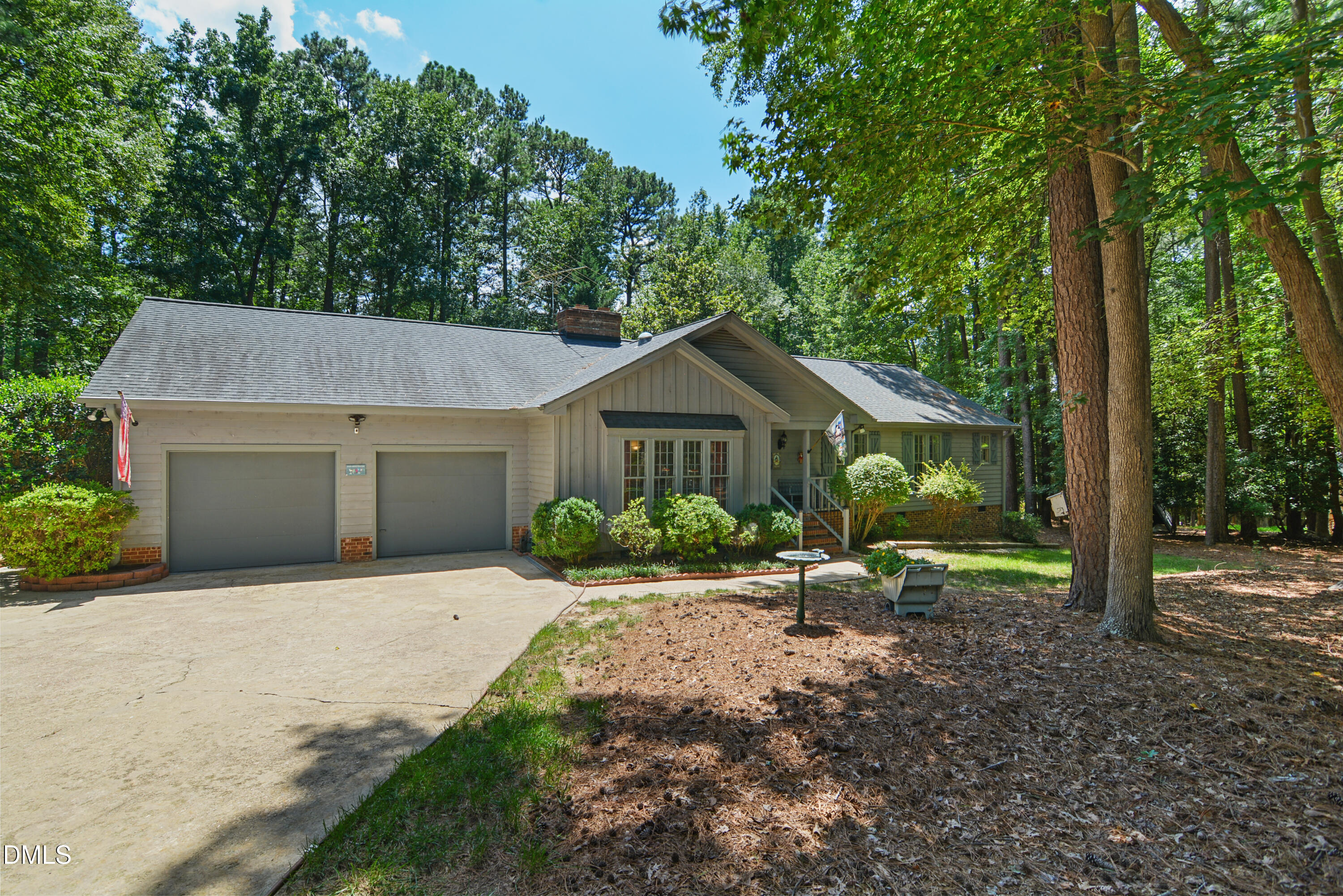 105 Artillery Lane Property Photo 1