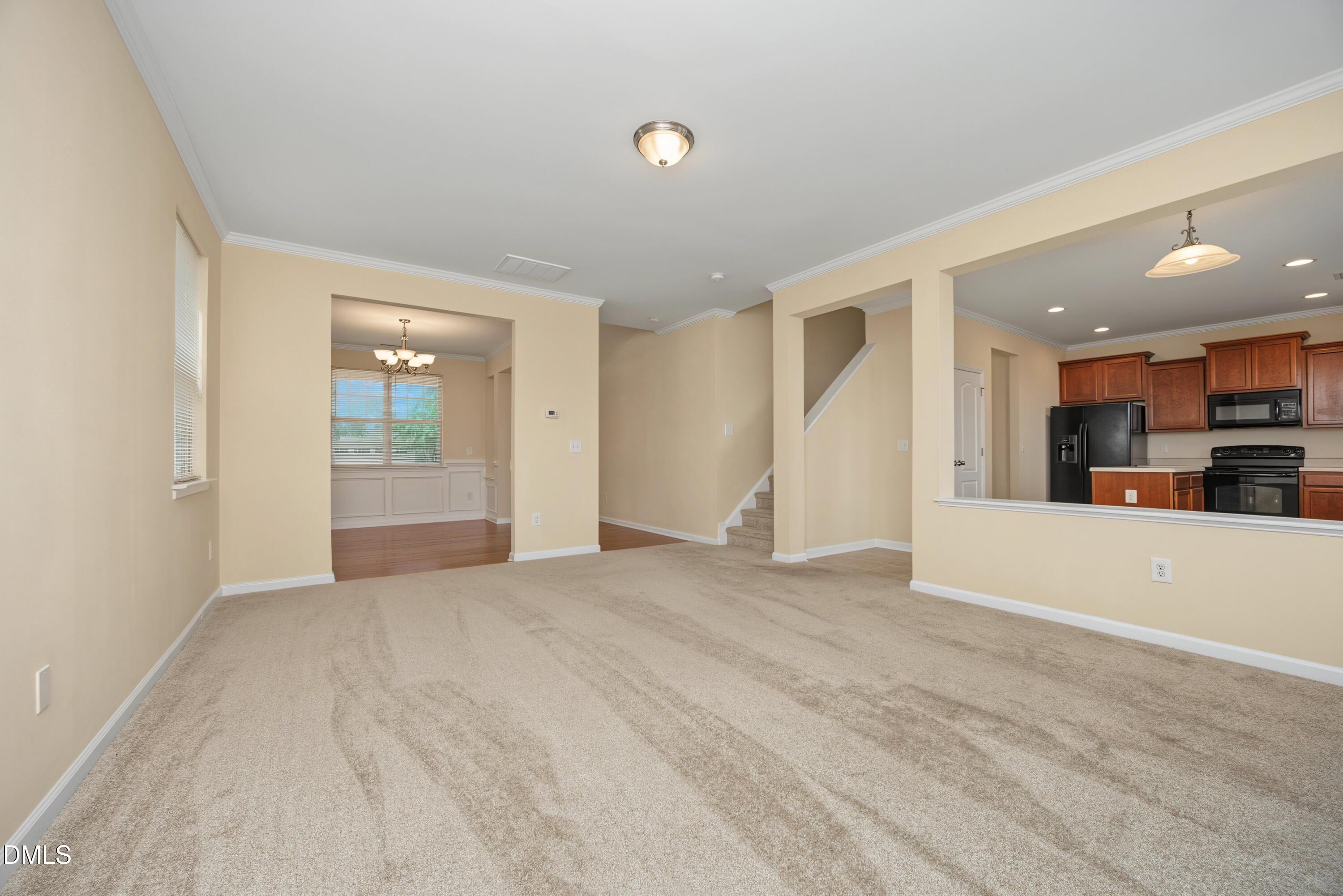 309 Windy Peak Loop Property Photo 10