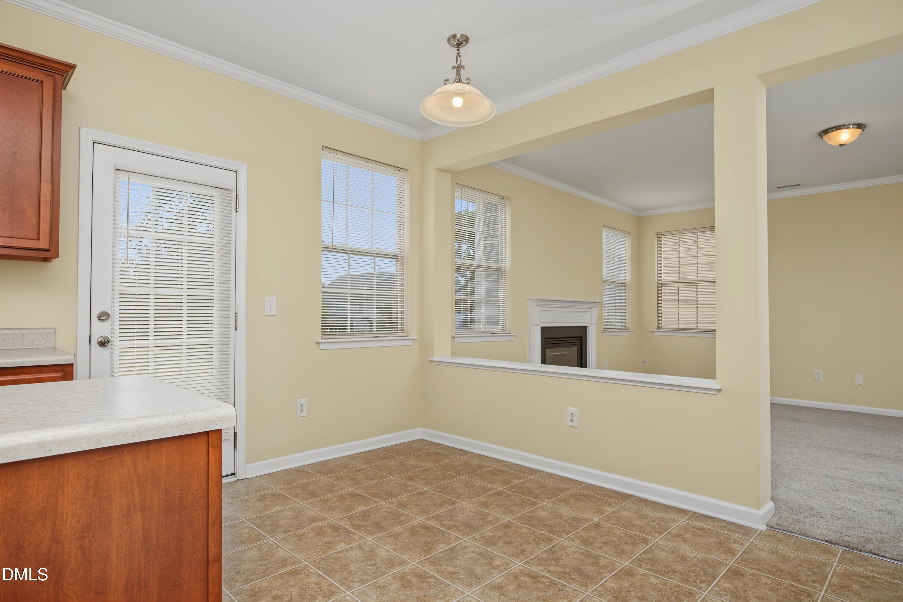309 Windy Peak Loop Property Photo 11