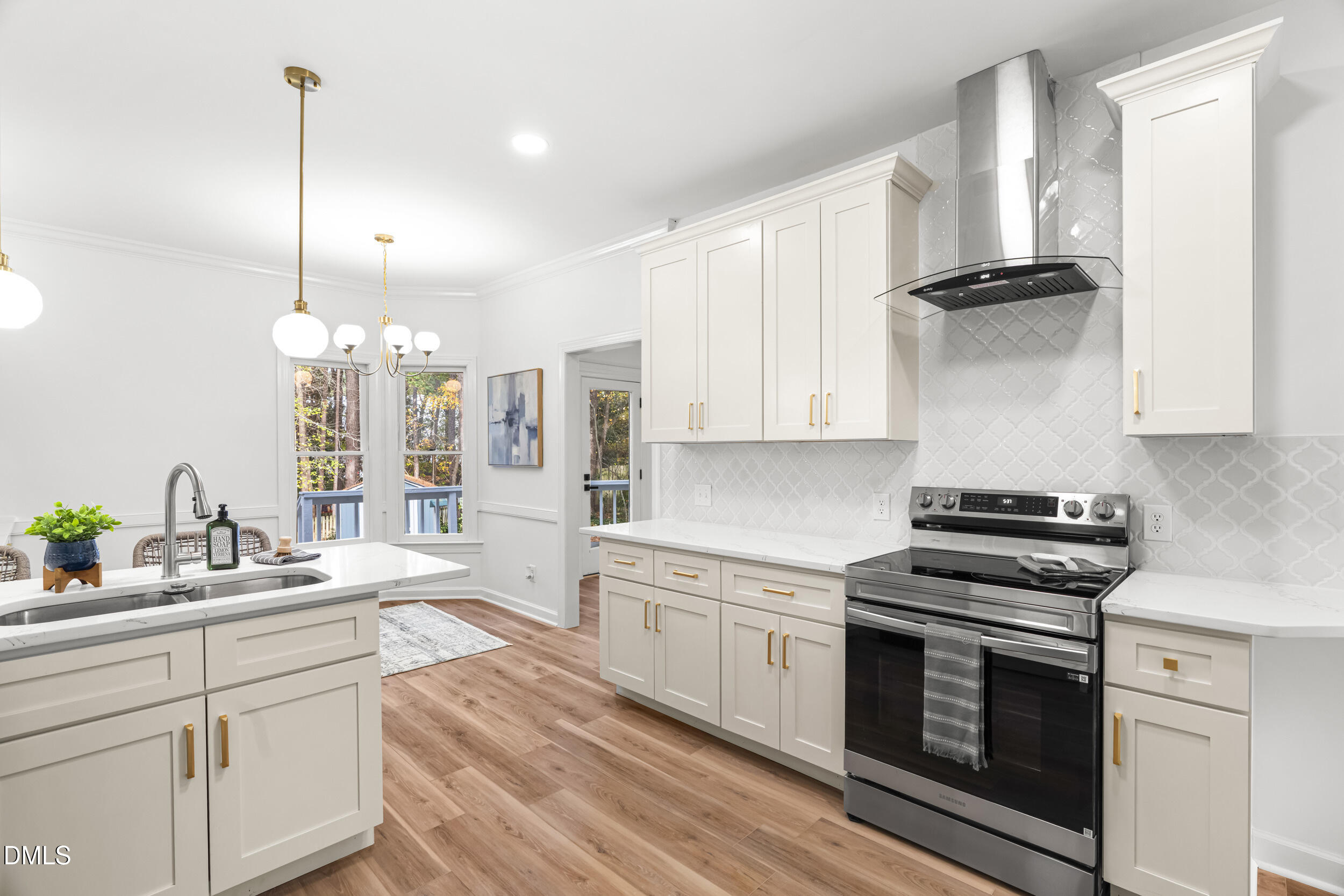 1725 Briarforest Place Property Photo 13