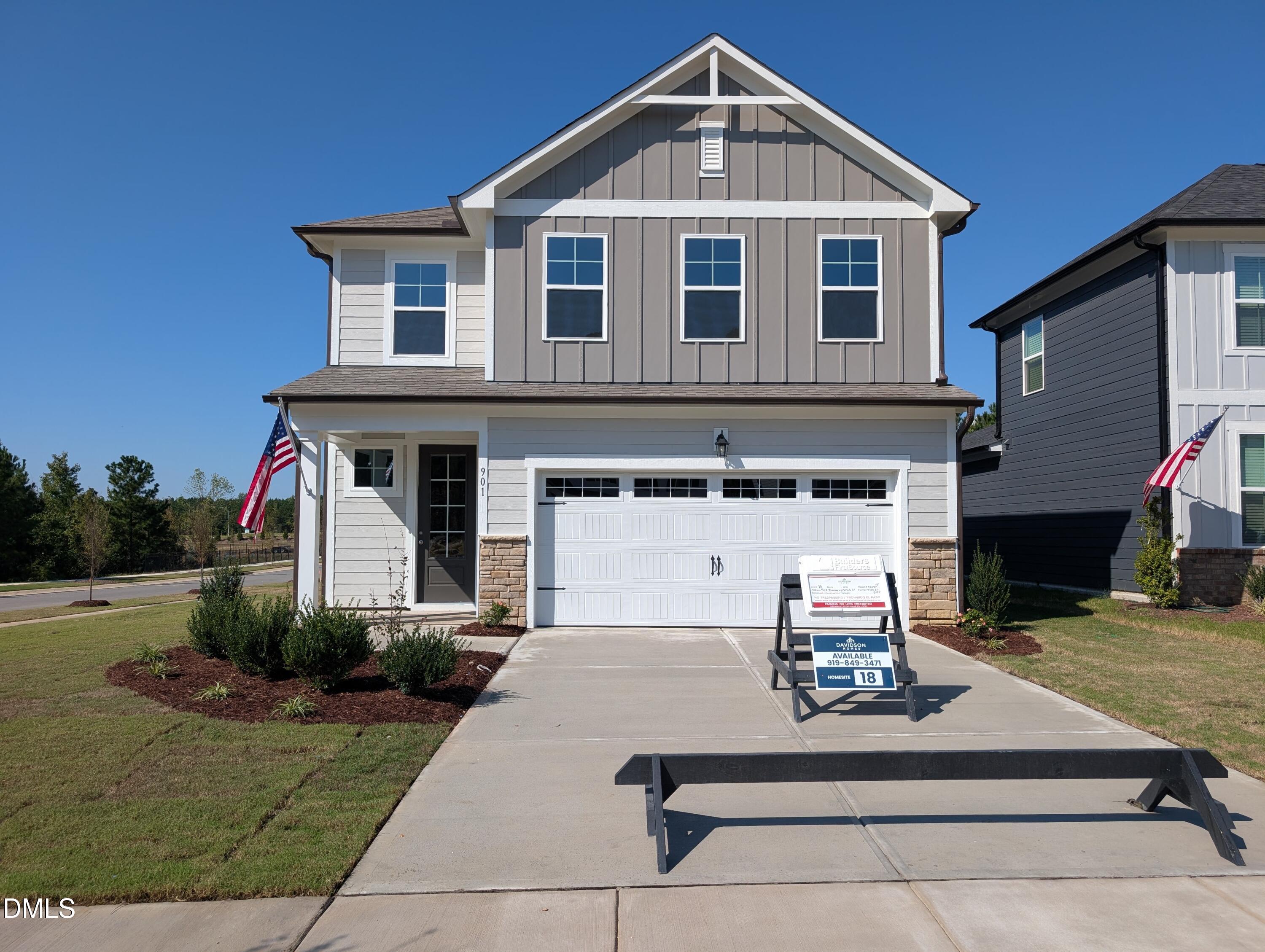 901 Diana Victoria Court Property Photo 1
