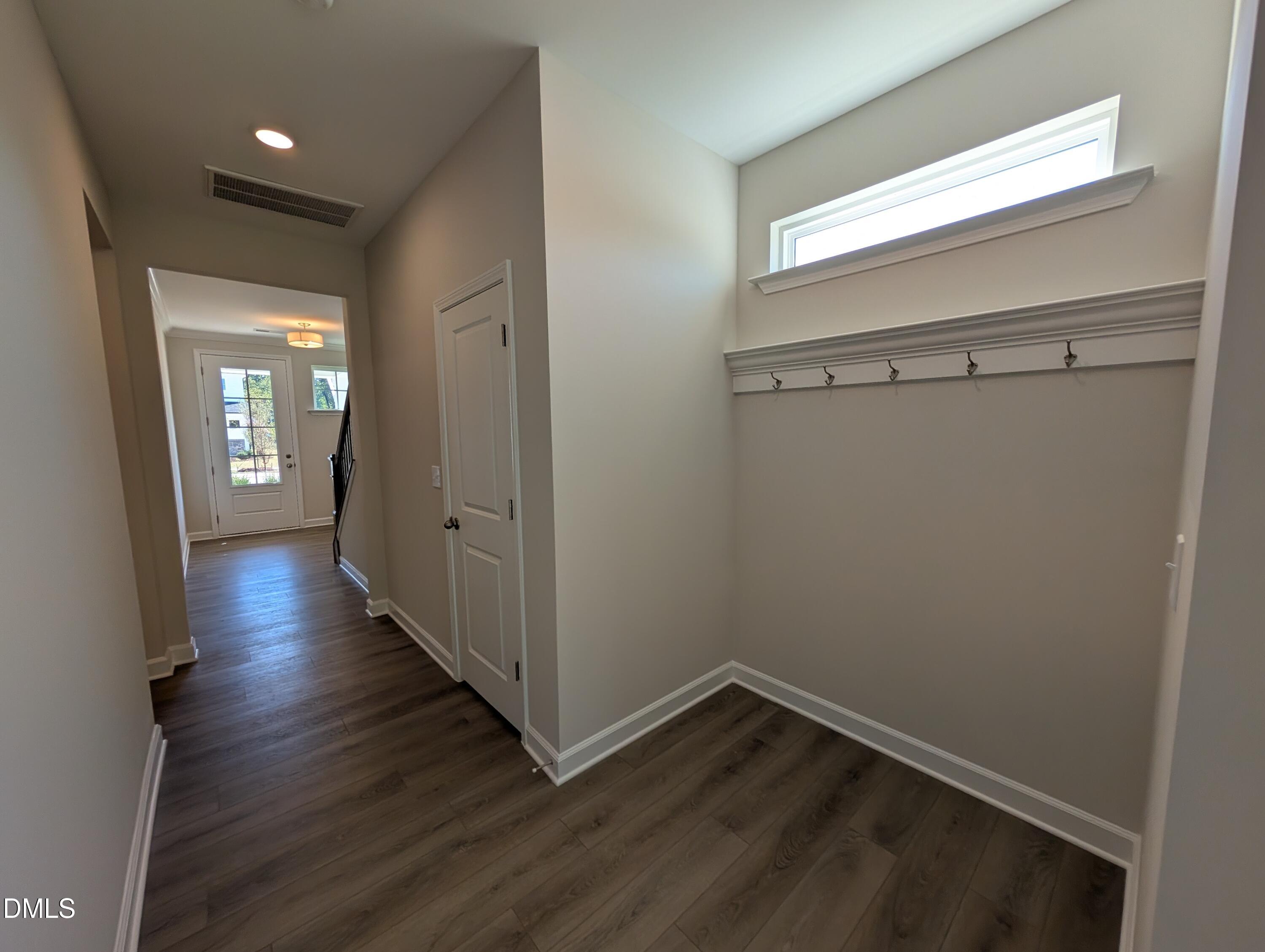 901 Diana Victoria Court Property Photo 5