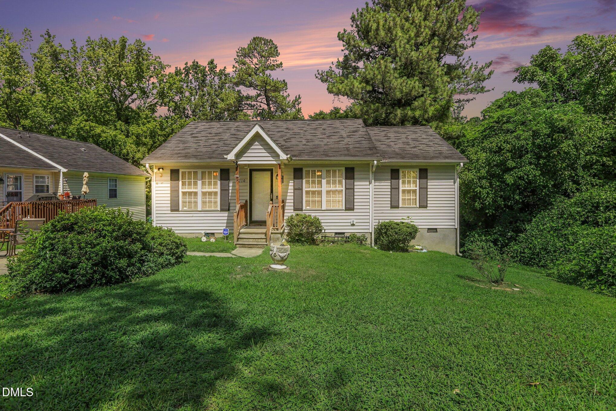 2110 Dallas Street Property Photo 1