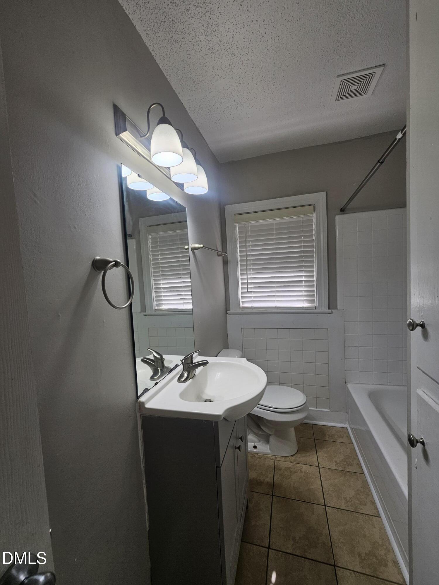 3623 Bowling Drive Property Photo 9