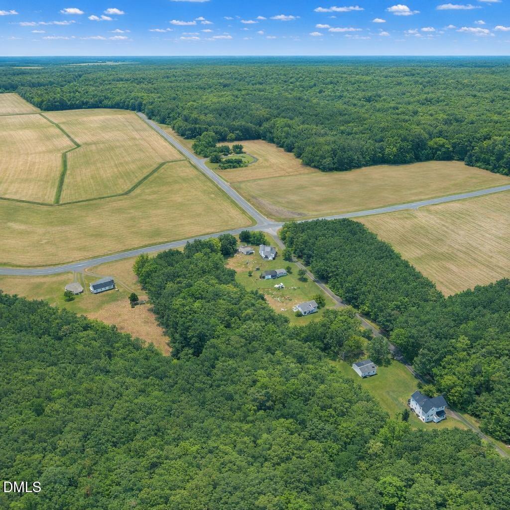 545 Meadow Road Property Photo 7