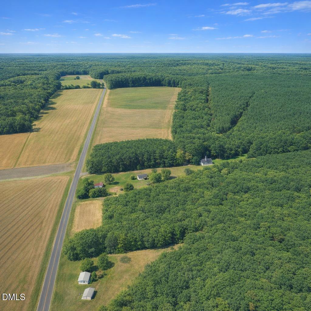 545 Meadow Road Property Photo 8