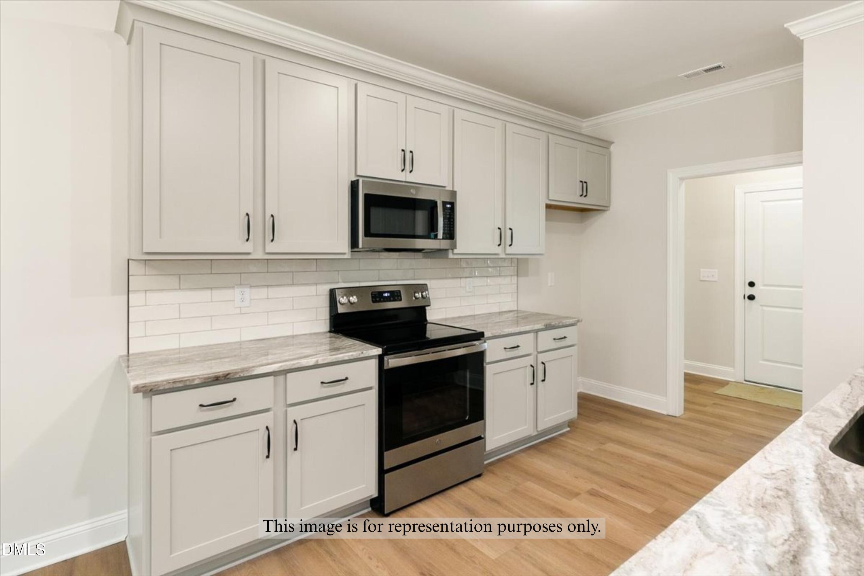 331 2nd Street Property Photo 4