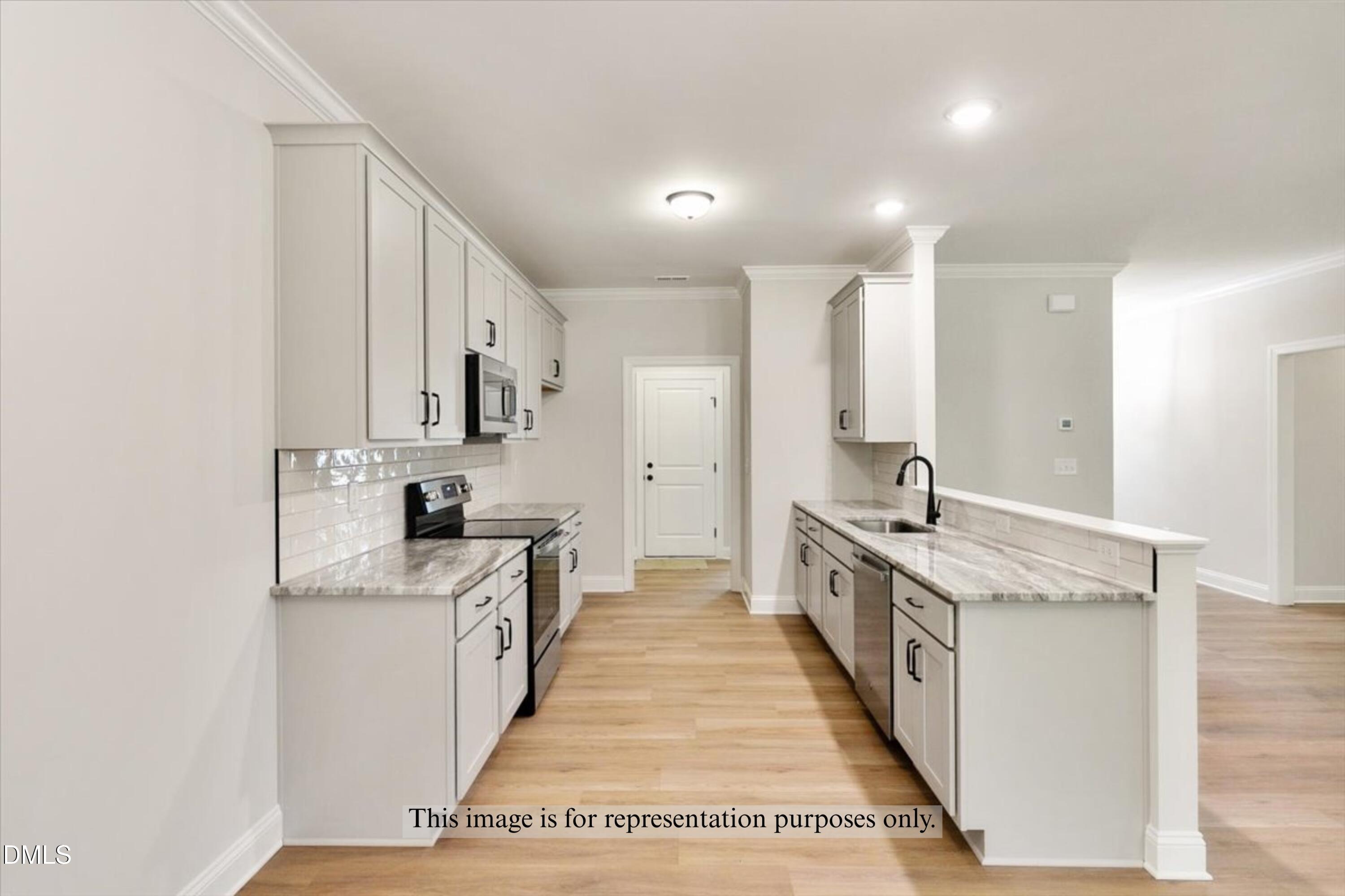 331 2nd Street Property Photo 5