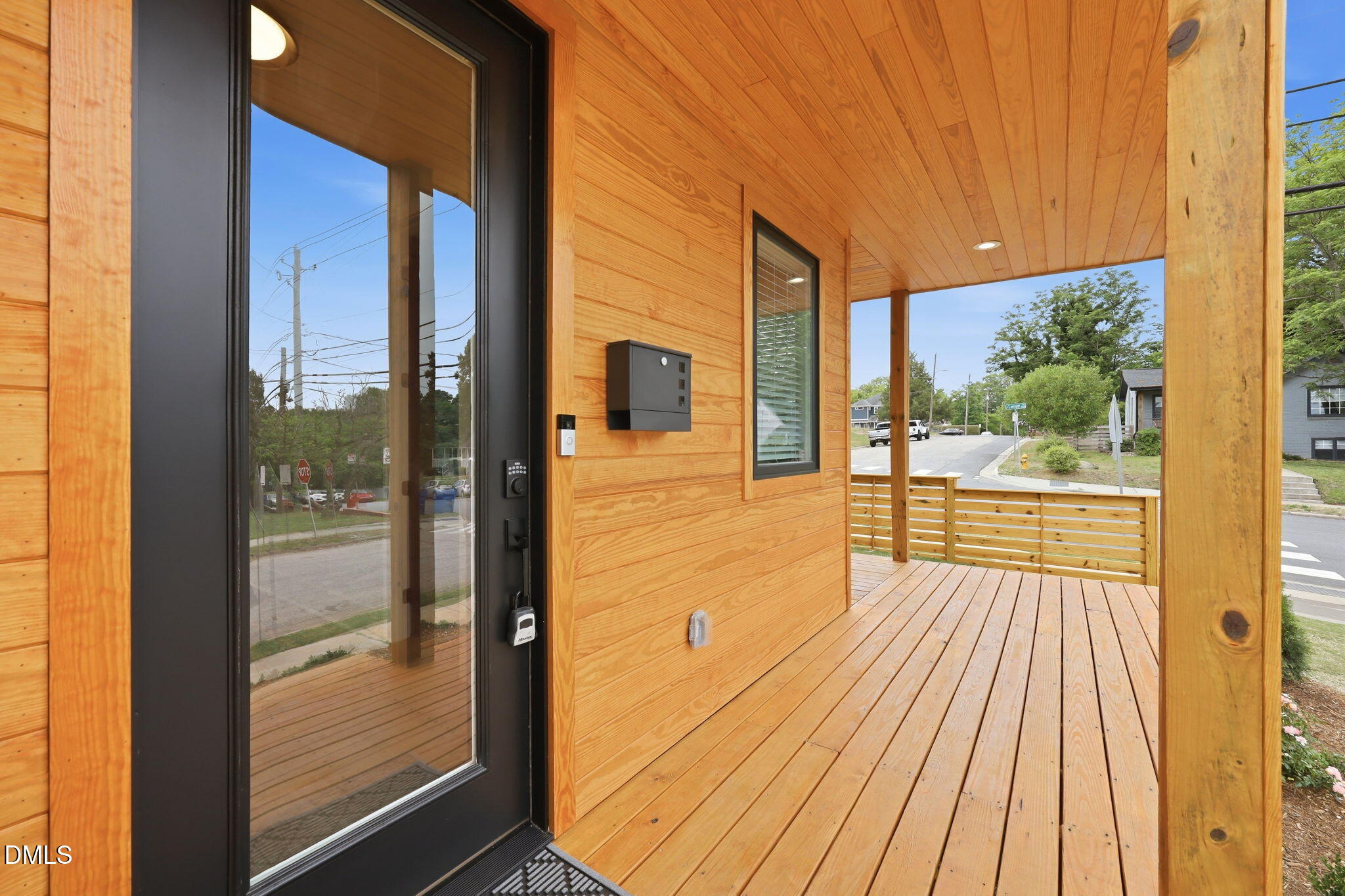 521 Coleman Street Property Photo 8
