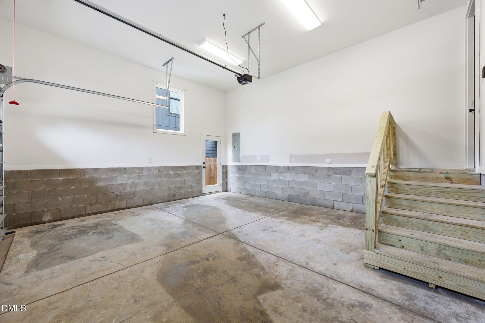 521 Coleman Street Property Photo 52